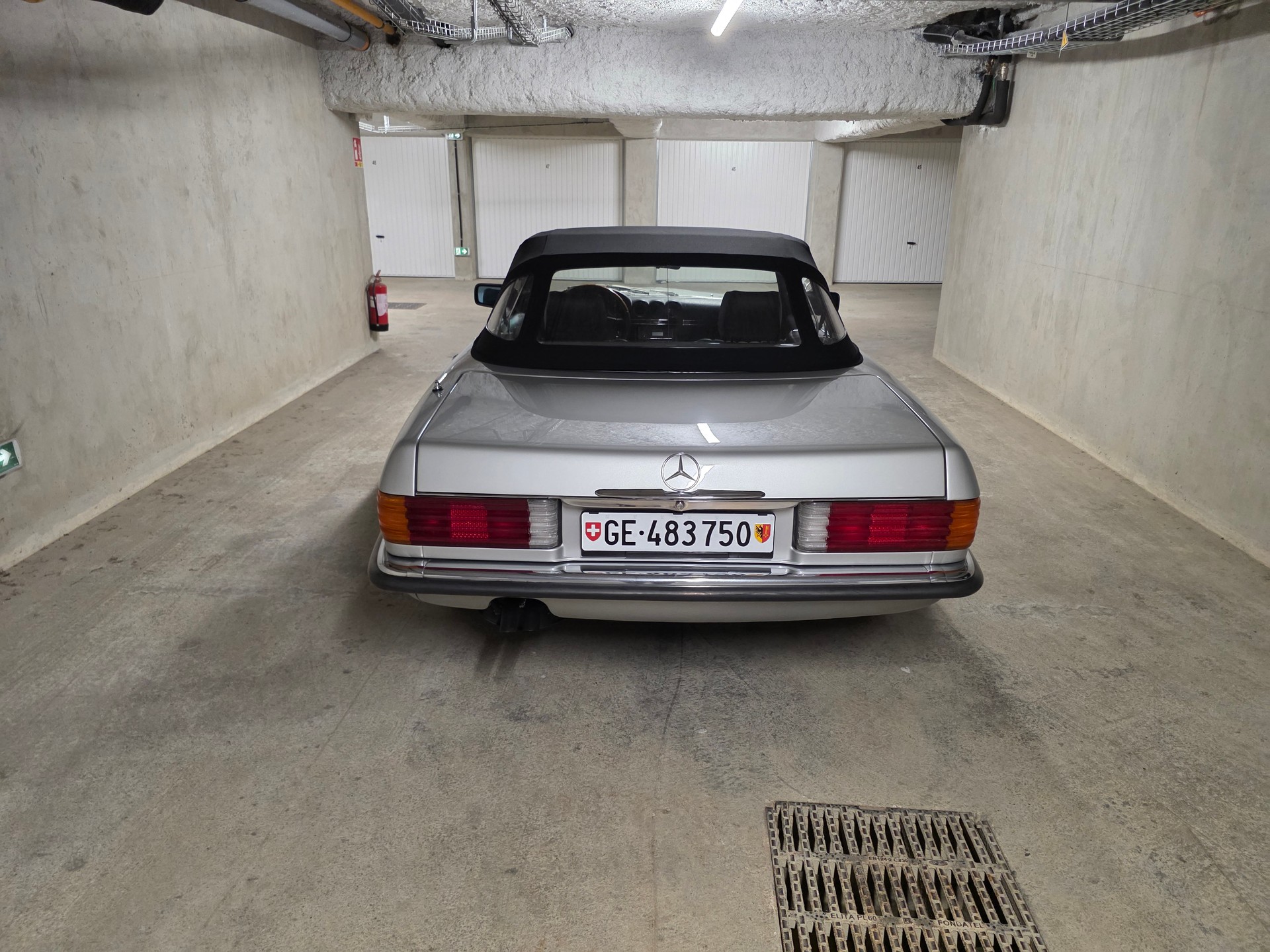 MERCEDES-BENZ SL280 R107-image-4