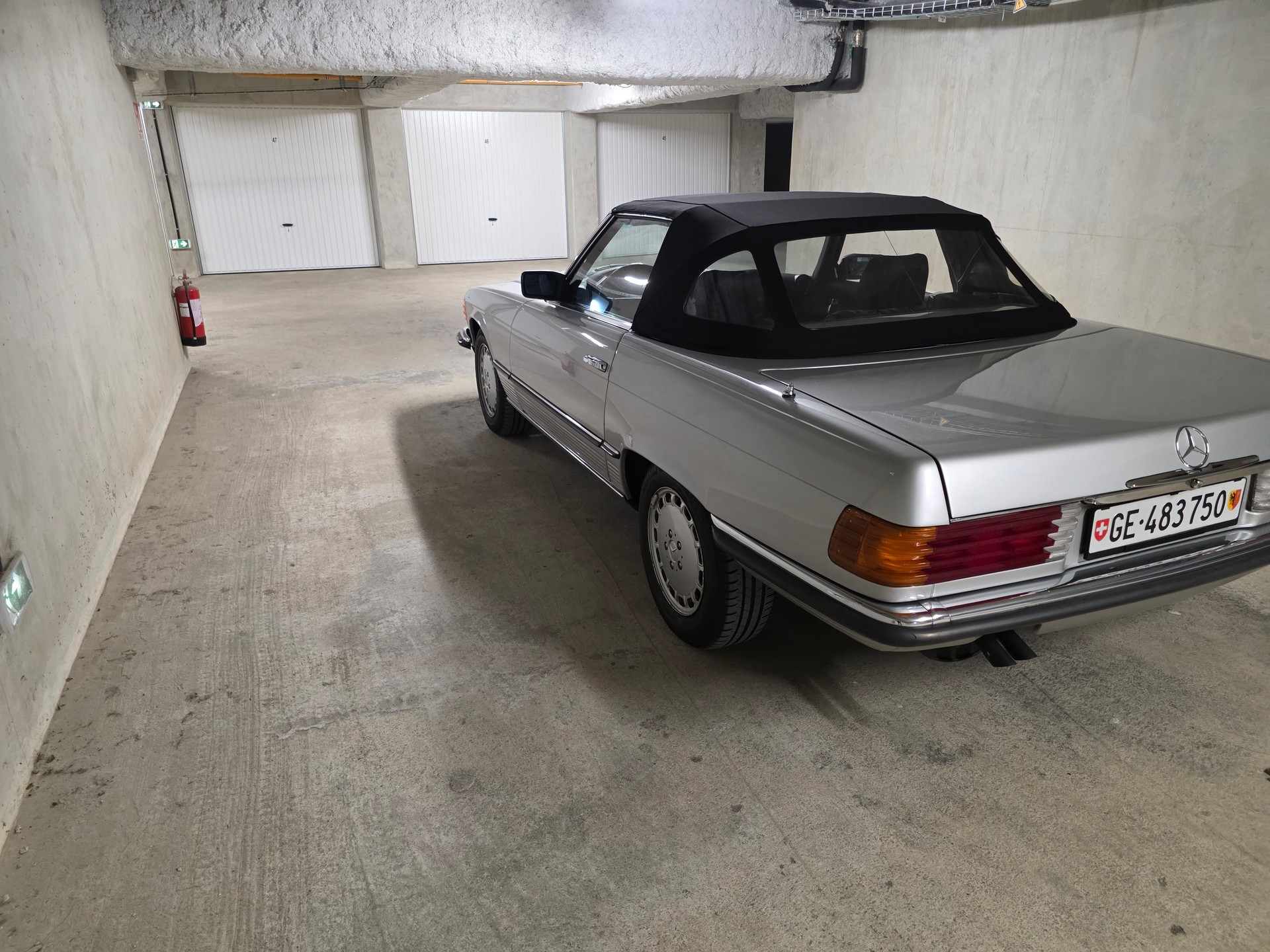 MERCEDES-BENZ SL280 R107-image-3