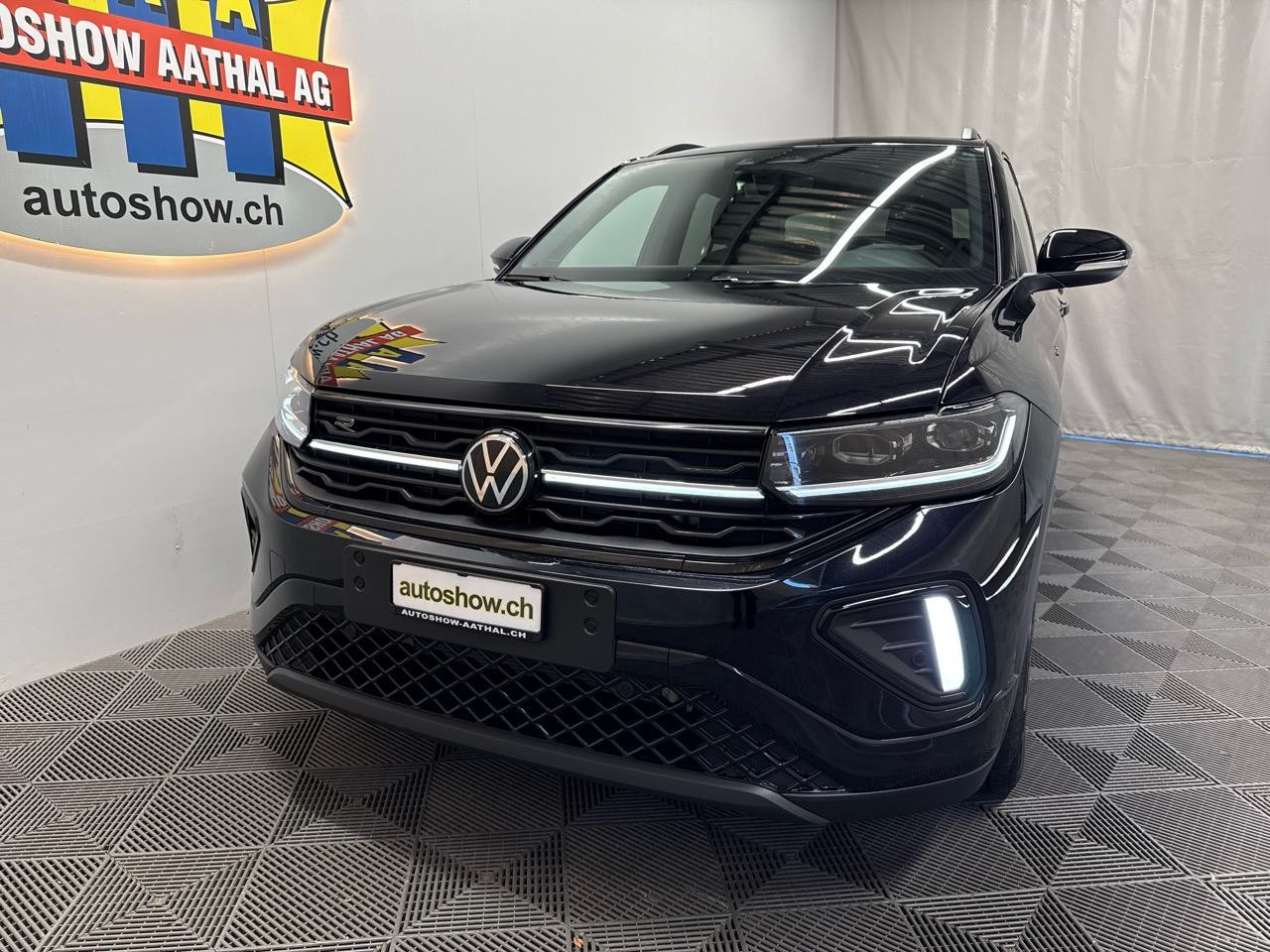 VW T-Cross 1.0TSI R-Line Black Limited 115-image-16