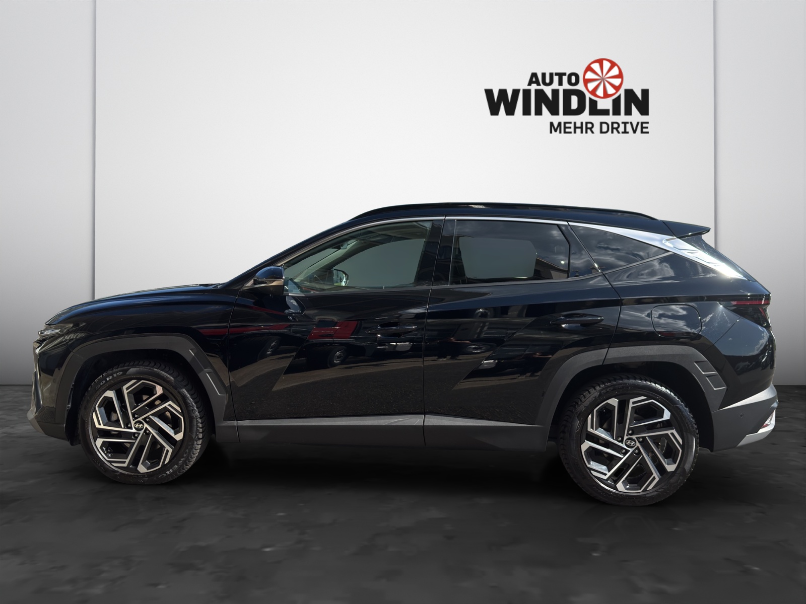 HYUNDAI Tucson 1.6 T-GDi PHEV Vertex Swiss Edition 4WD-showroom-element-3