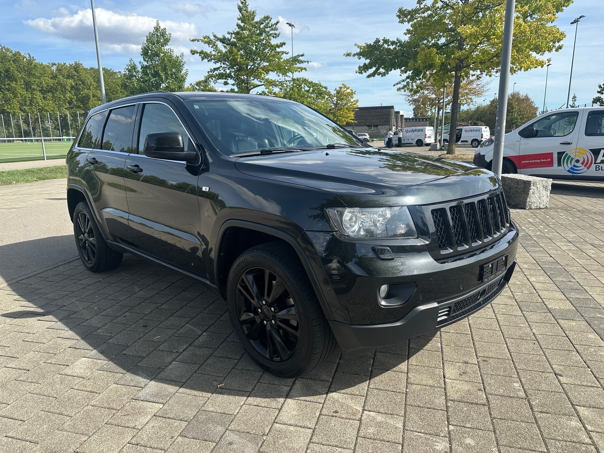 JEEP Grand Cherokee 3.0 CRD S-Limited Automatic-showroom-element-2