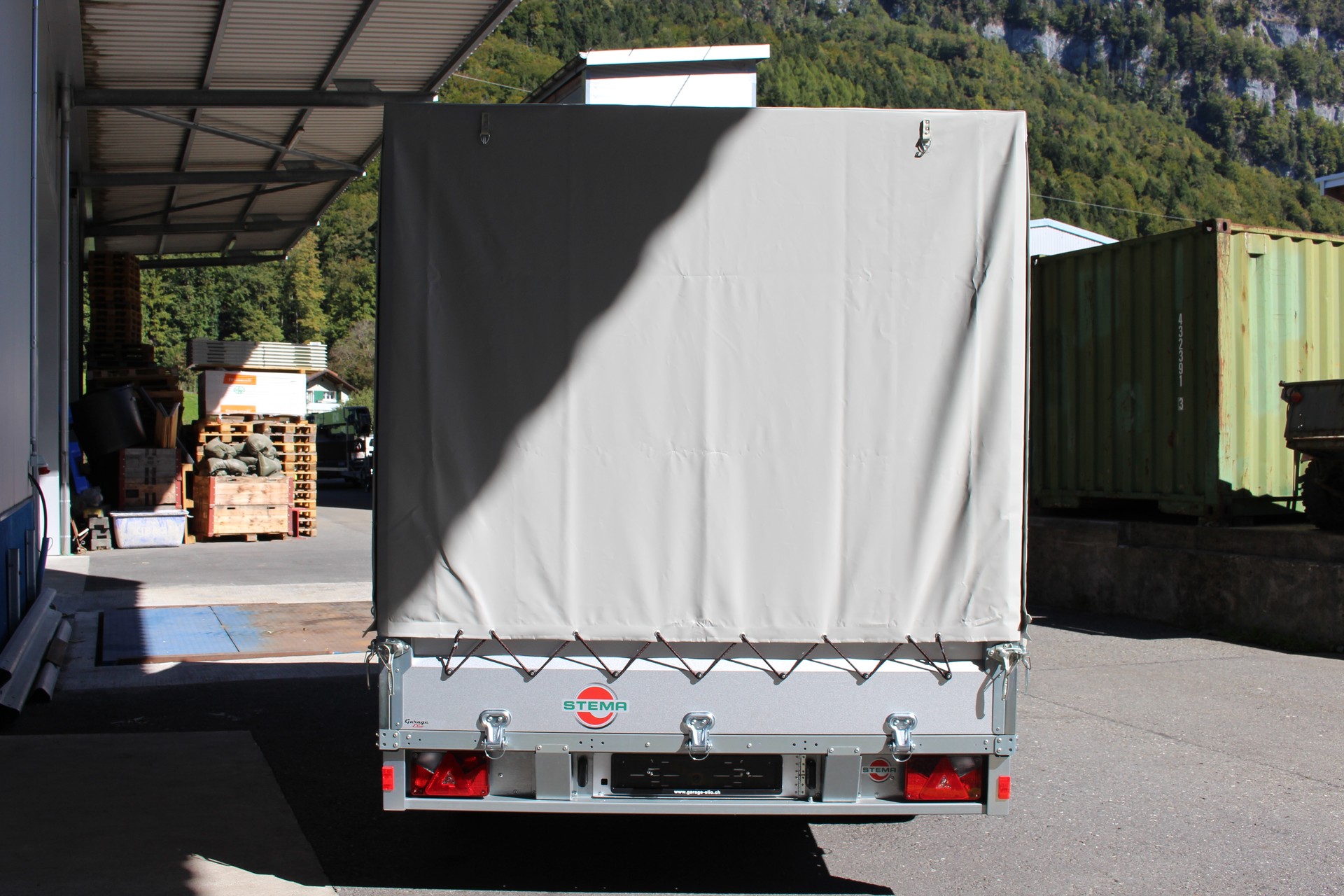 STEMA SHP O2 2700-showroom-element-2