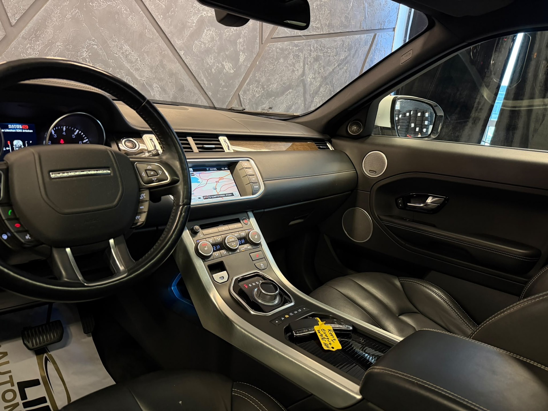 LAND ROVER Range Rover Evoque 2.0 Si4 Pure AT6-image-10