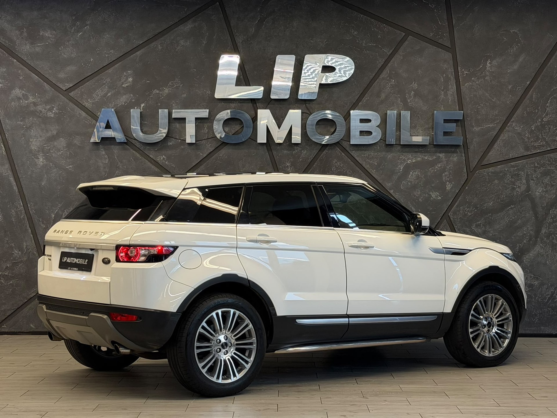 LAND ROVER Range Rover Evoque 2.0 Si4 Pure AT6-image-5