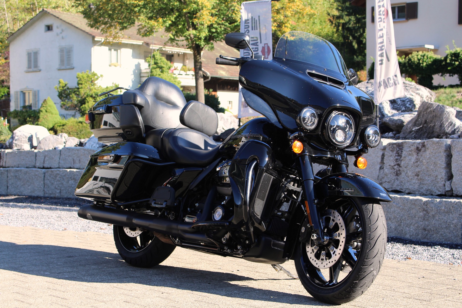 HARLEY-DAVIDSON FLHTK Electra Glide Ultra Limited Black Finish114-image-1