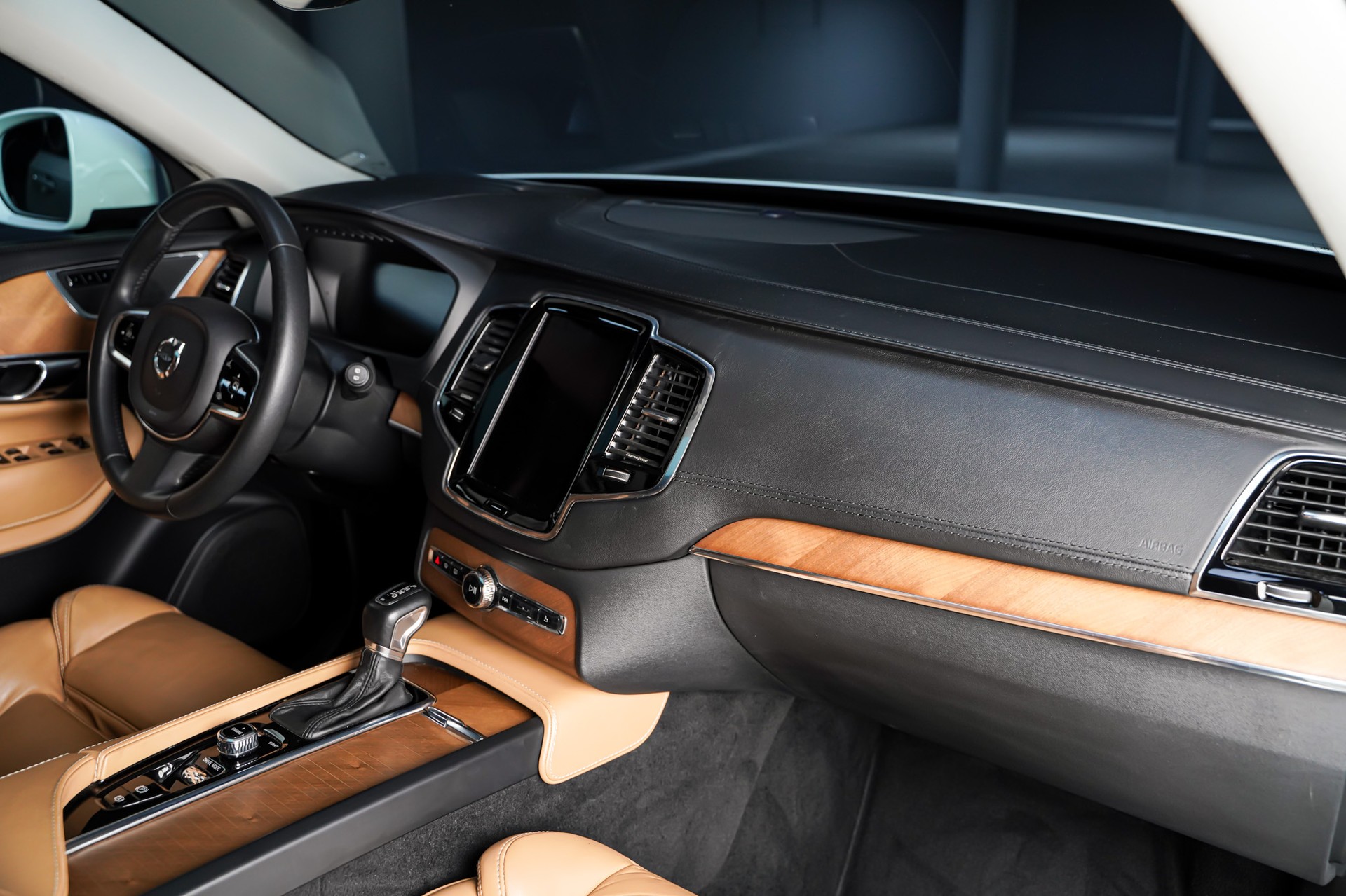 VOLVO XC90 D5 AWD Inscription Geartronic-image-22