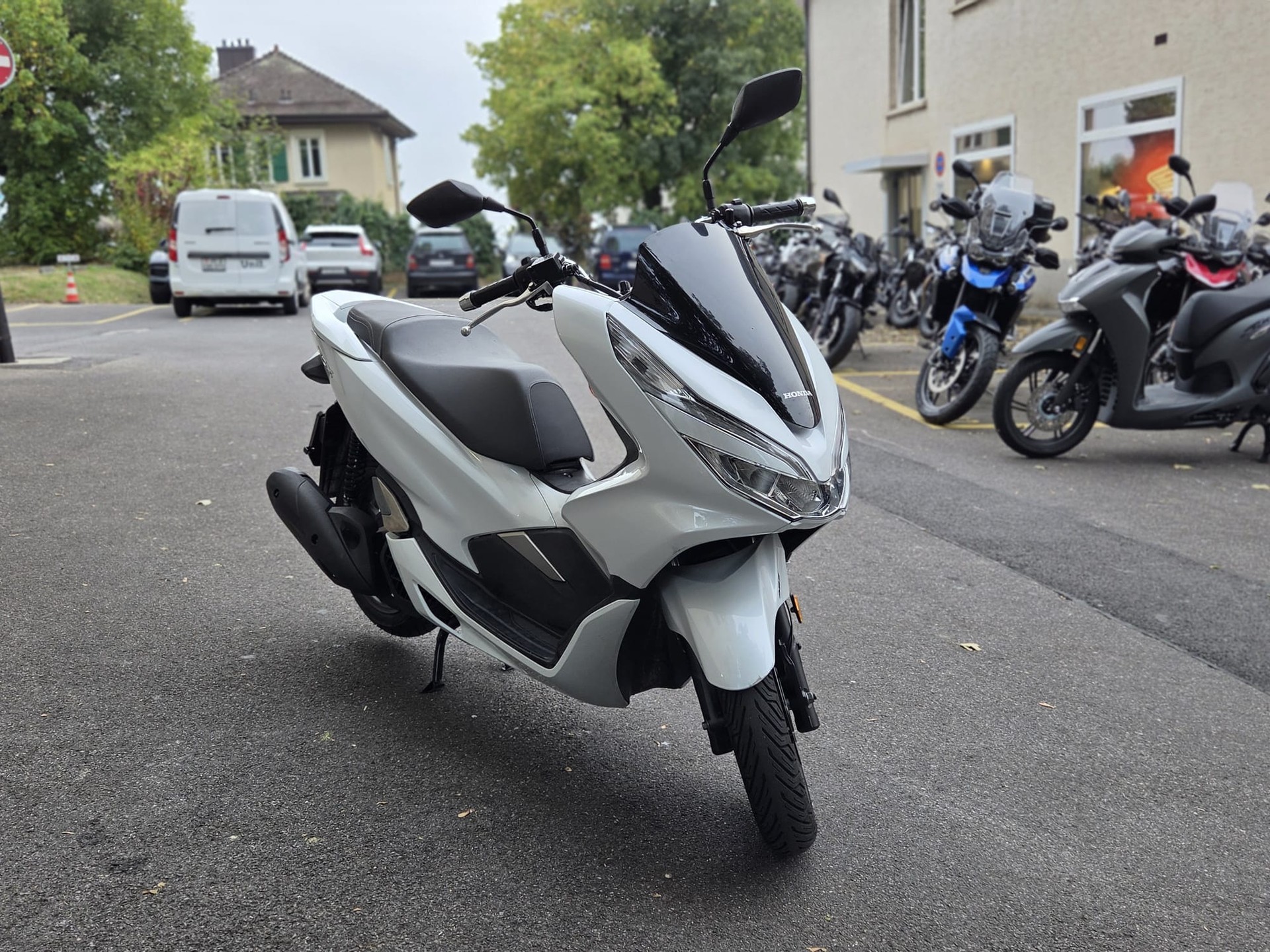 HONDA PCX 125 i ABS-image-1