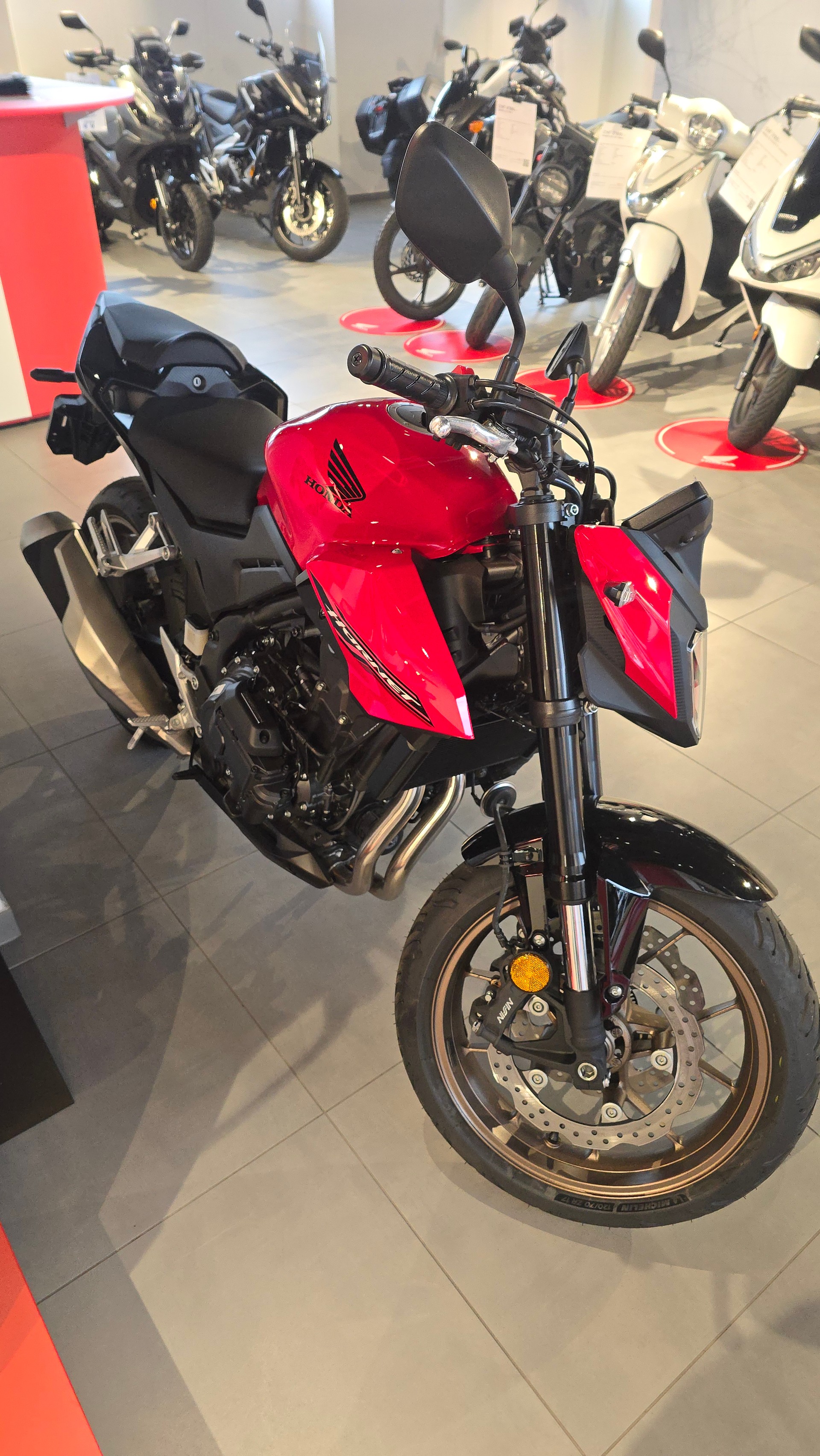 HONDA CB 500 Hornet E-Clutch-image-8