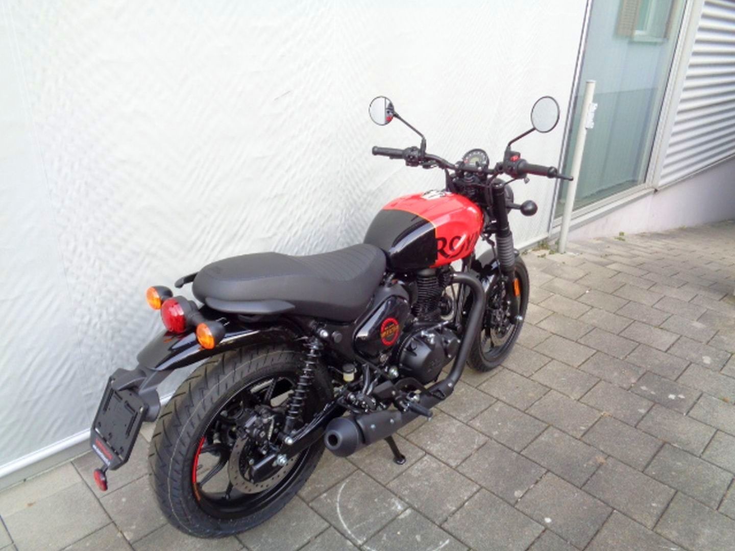 ROYAL ENFIELD HNTR 350 E5-image-1