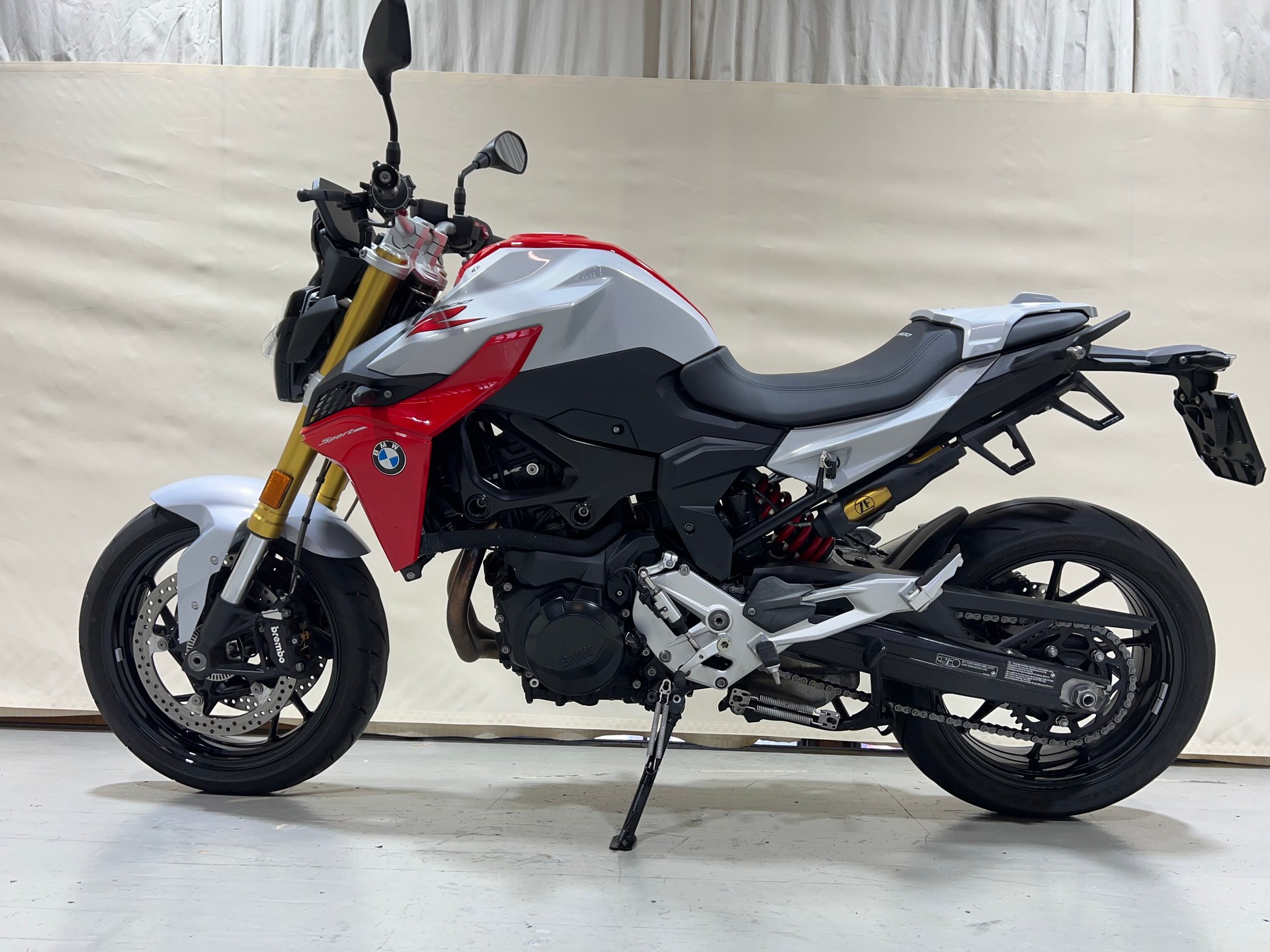 BMW F 900 R ABS-image-4