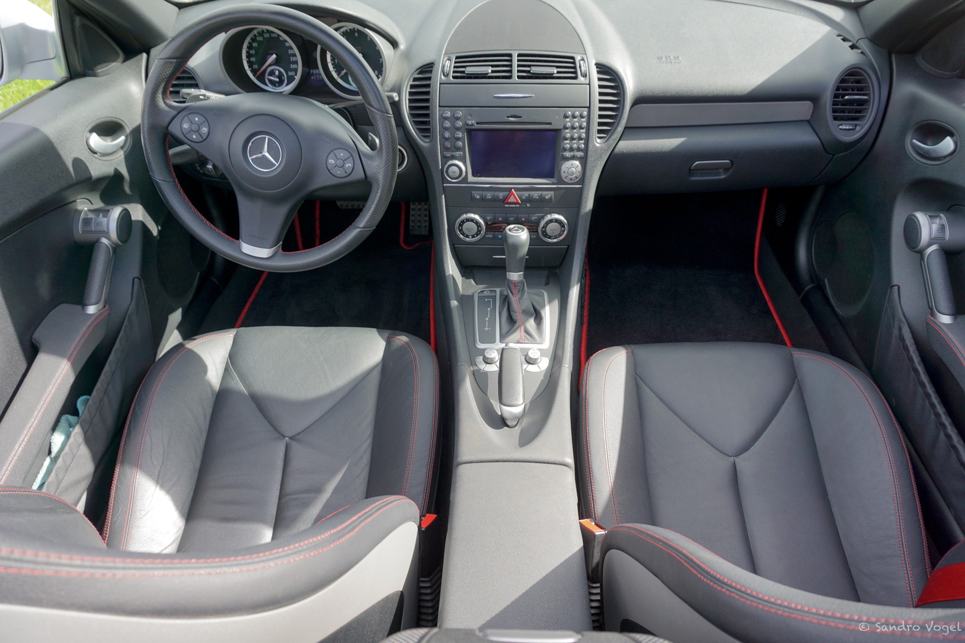 MERCEDES-BENZ SLK 350 7G-Tronic-image-8