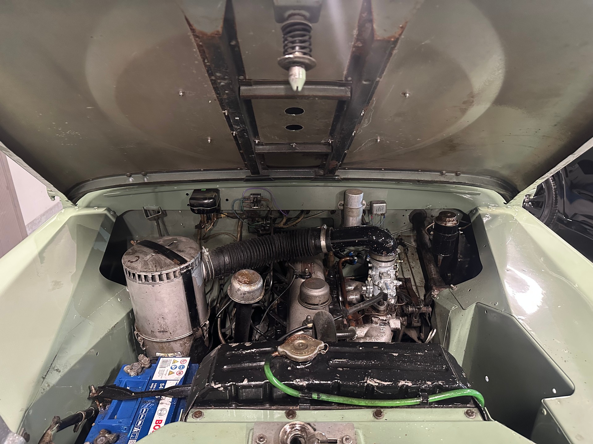 LAND ROVER R-image-14