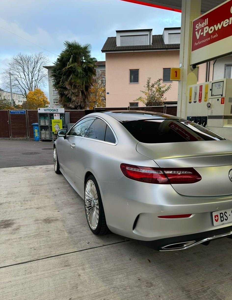 MERCEDES-BENZ E 400 Coupé Avantgarde 4 Matic 9G-Tronic-image-3