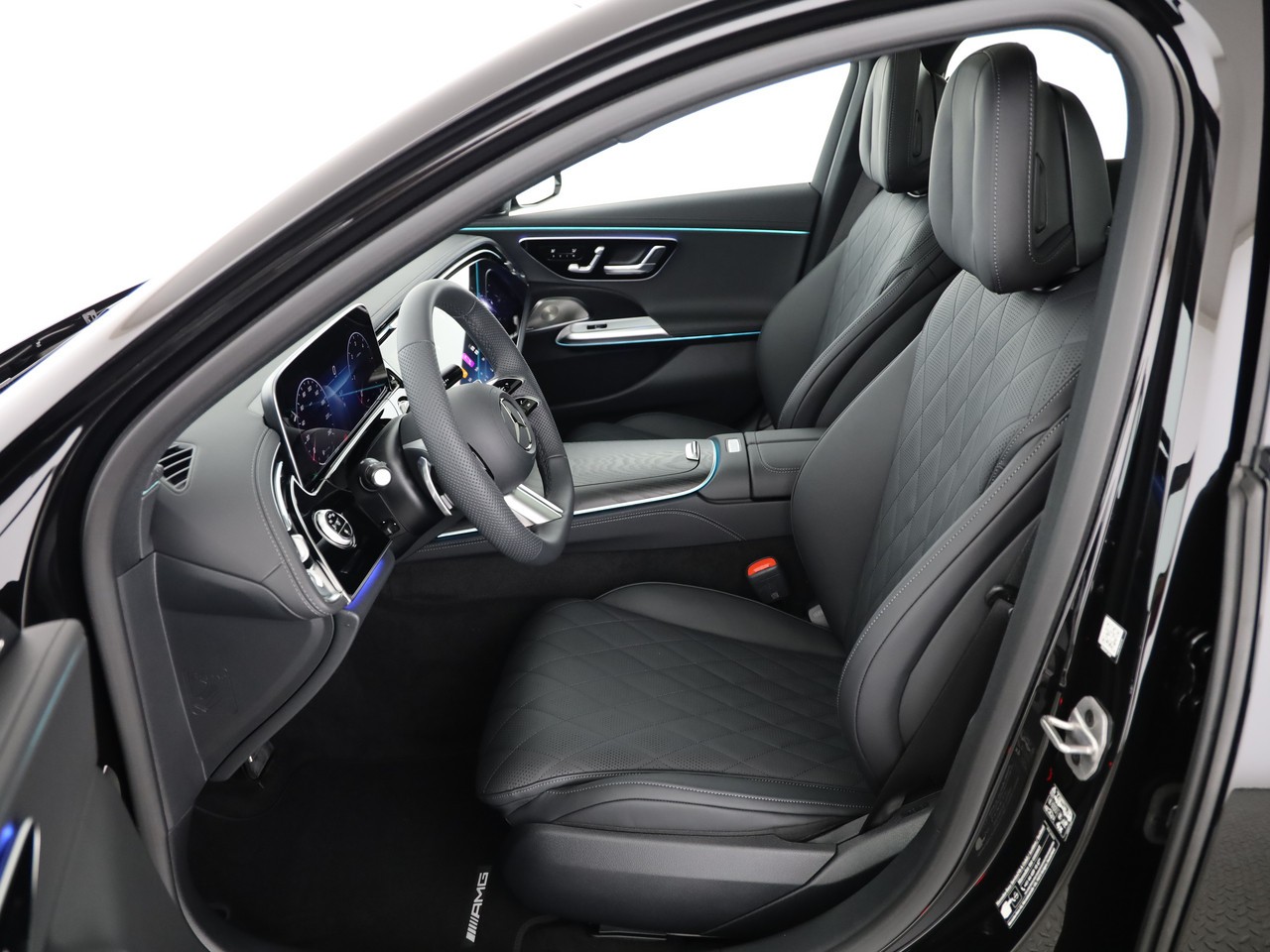 MERCEDES-BENZ E 450 d T 4Matic 9G-Tronic-showroom-element-3