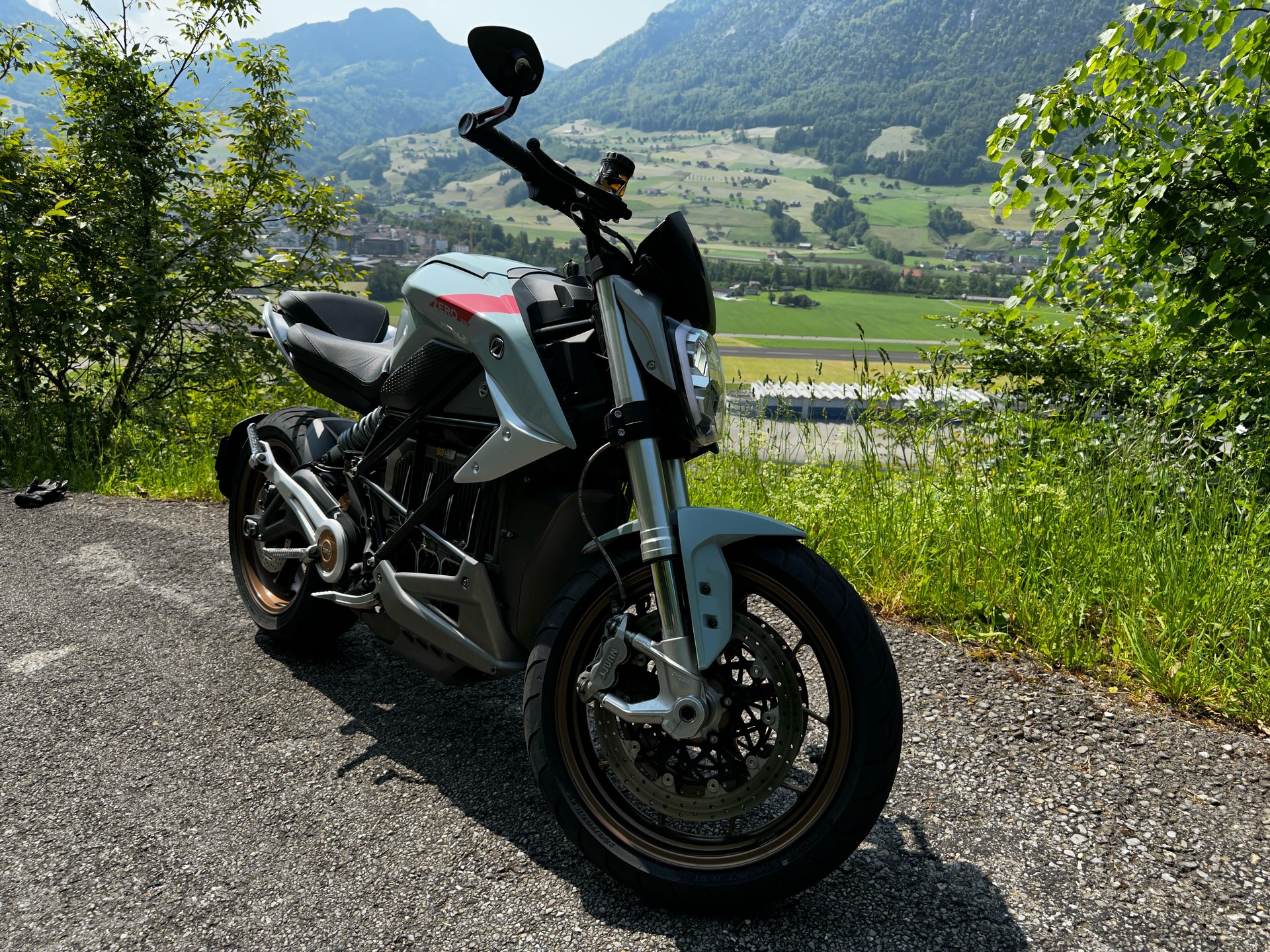 ZERO SR F Premium-image-7