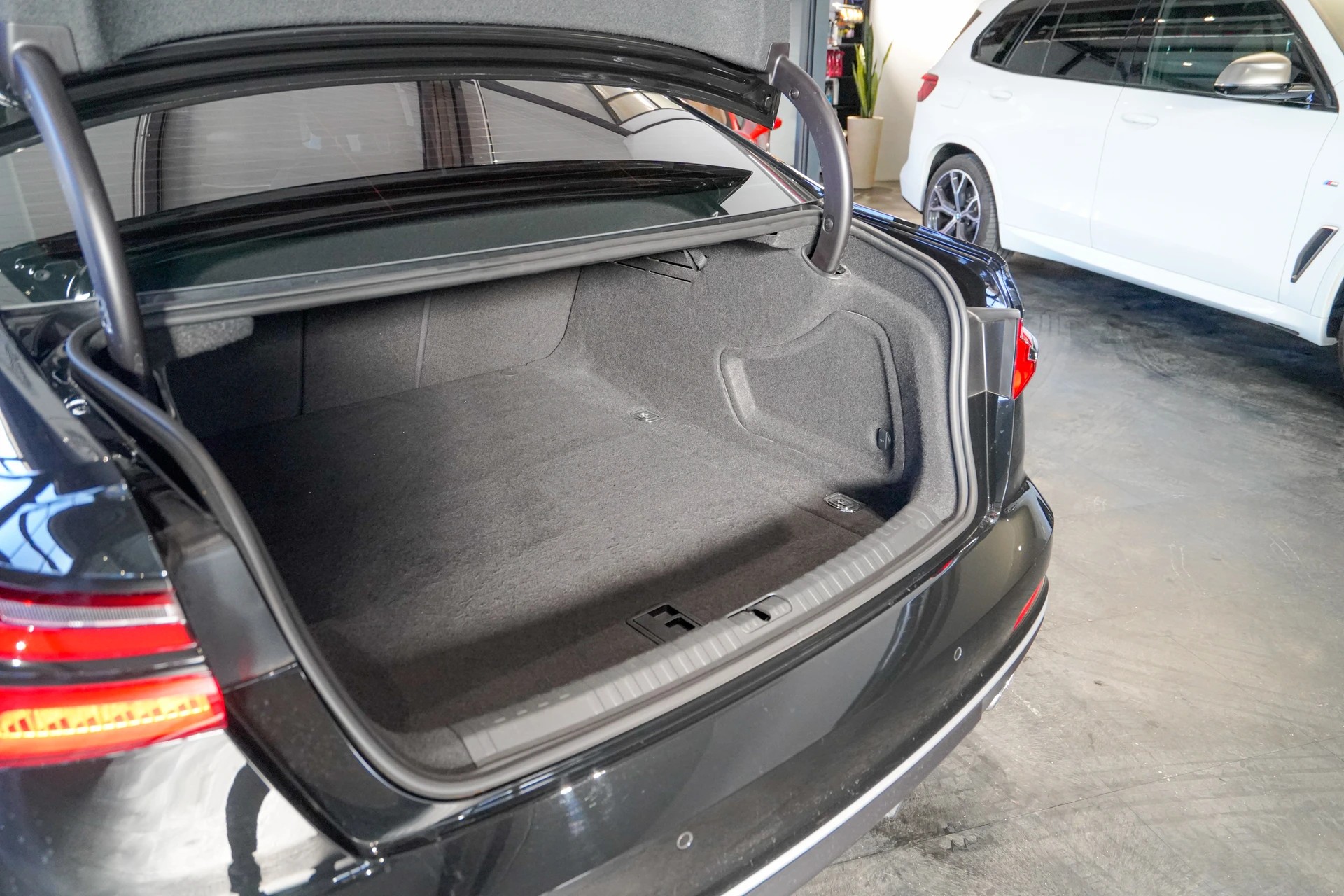 AUDI A6 50 TDI Design quattro tiptronic-image-4