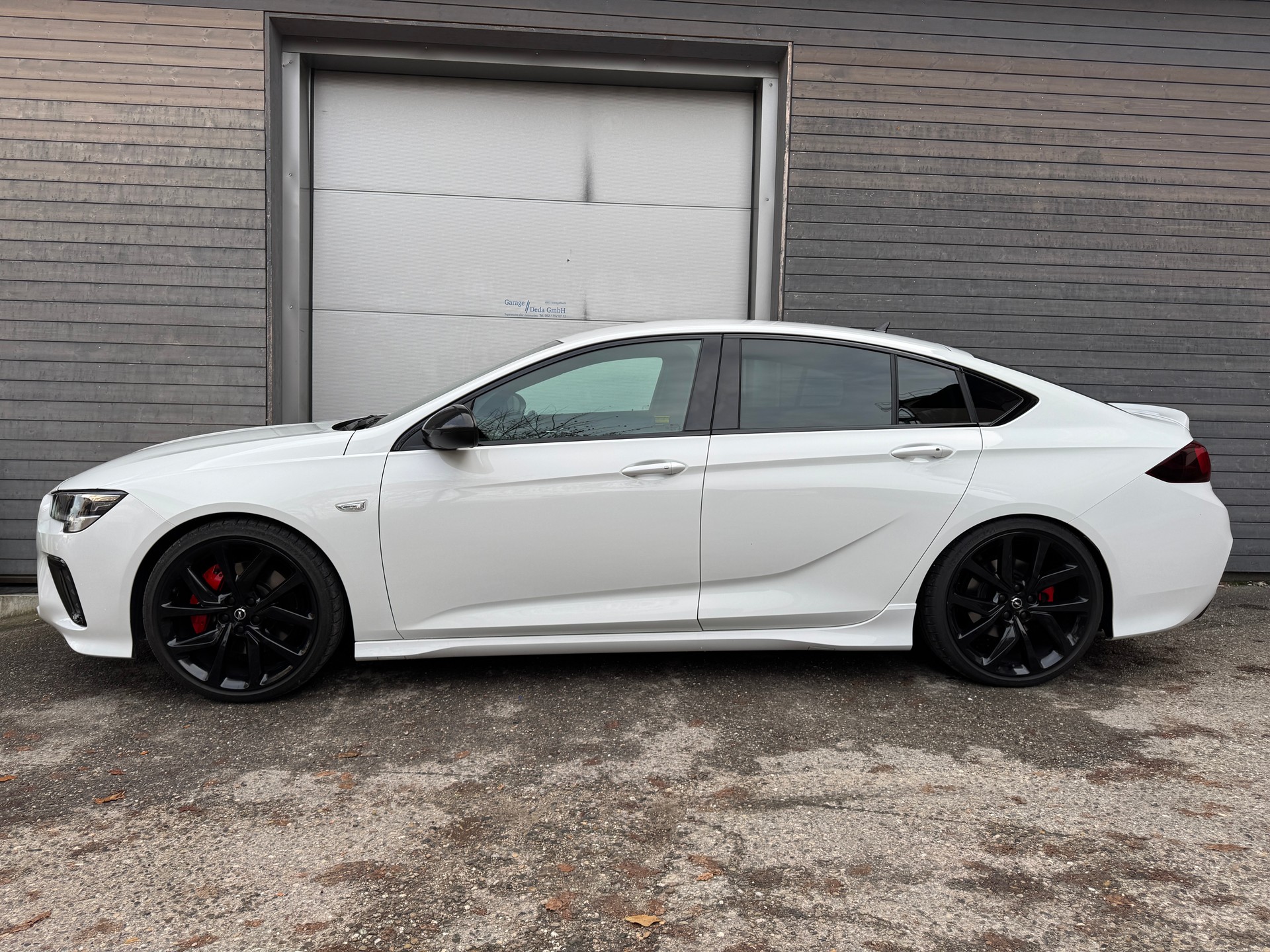 OPEL Insignia 2.0 T GSi 4WD Automatic-image-7