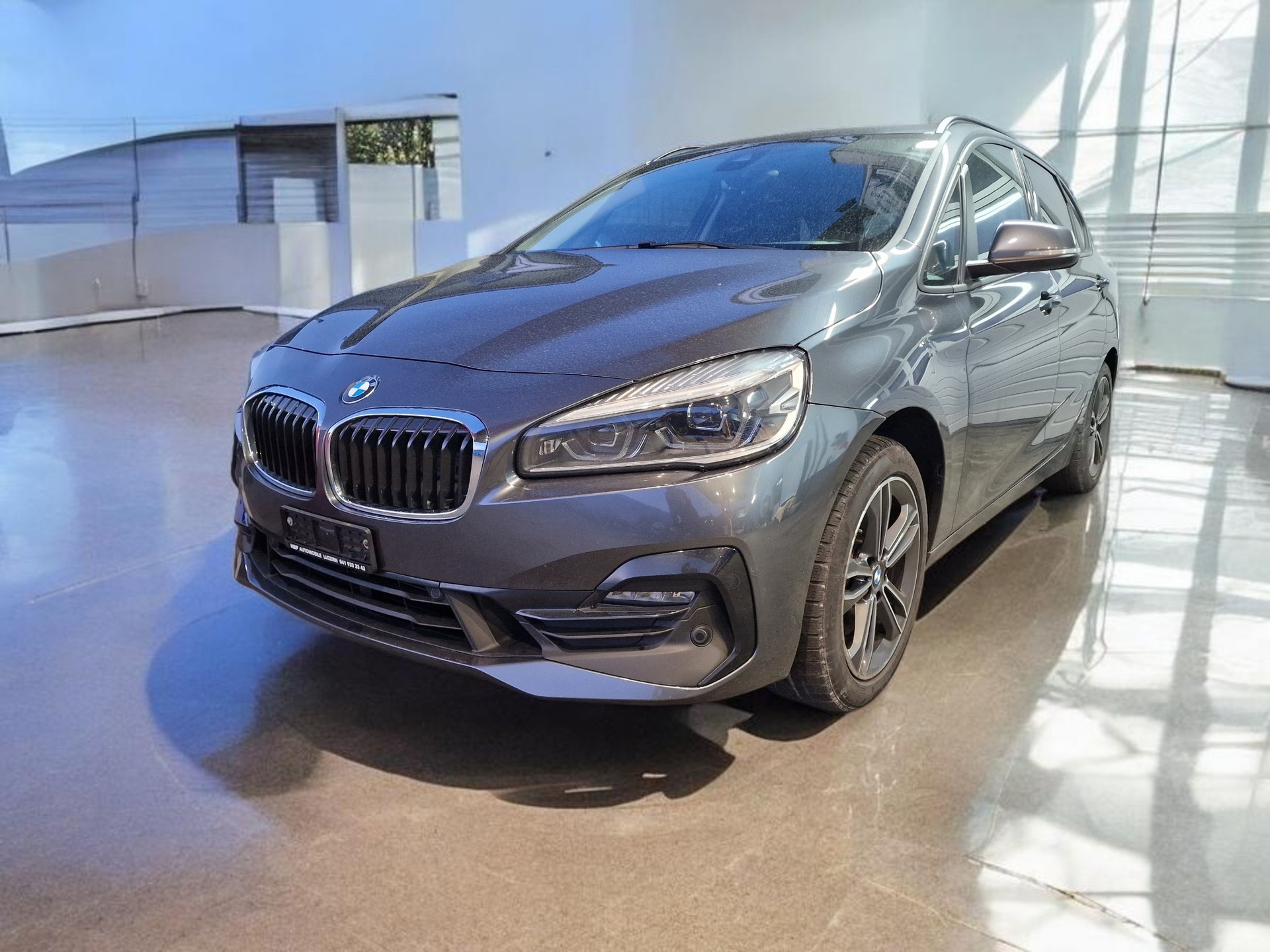 BMW 220d xDrive Active Tourer Steptronic Sport Line AHK 8xReif 12Mt Gara-showroom-element-1