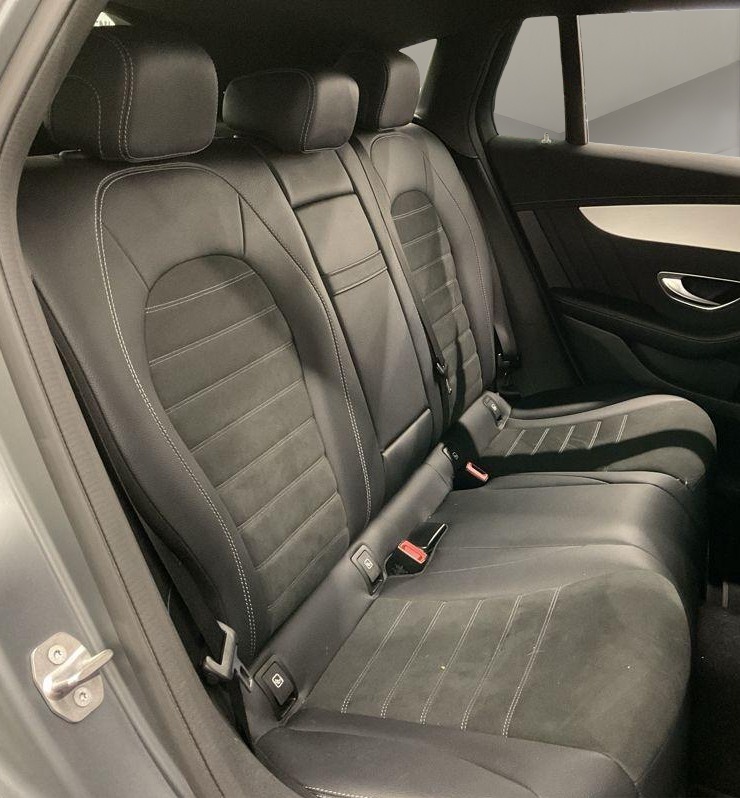 MERCEDES-BENZ EQC 400 AMG Line 4Matic-image-11