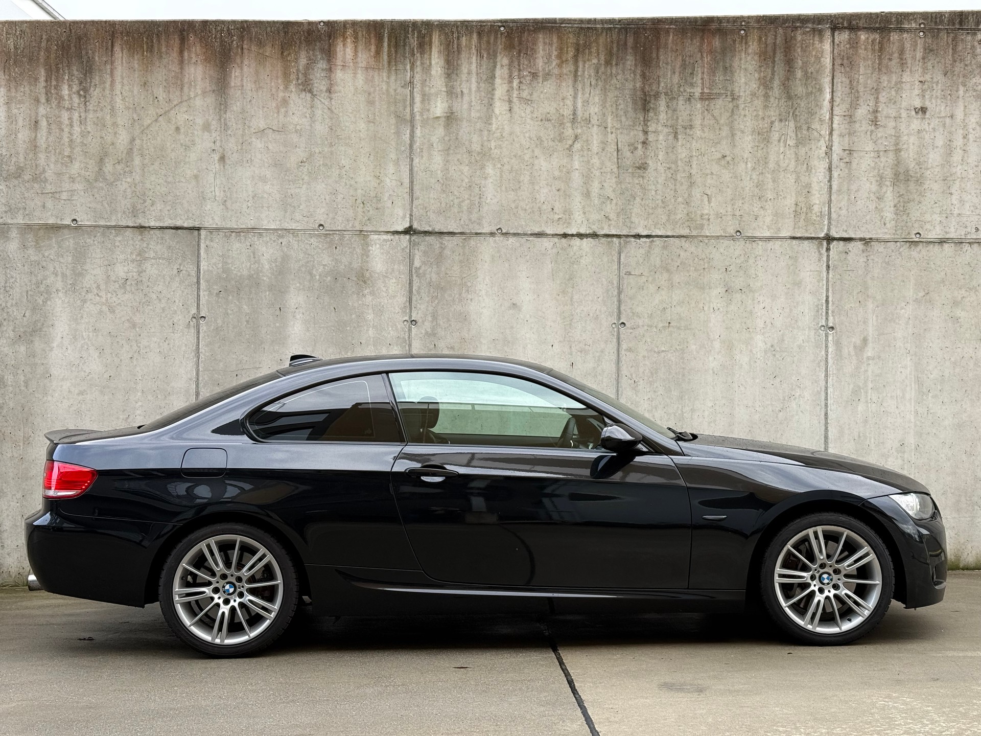 BMW 335i xDrive Coupé Steptronic-image-5