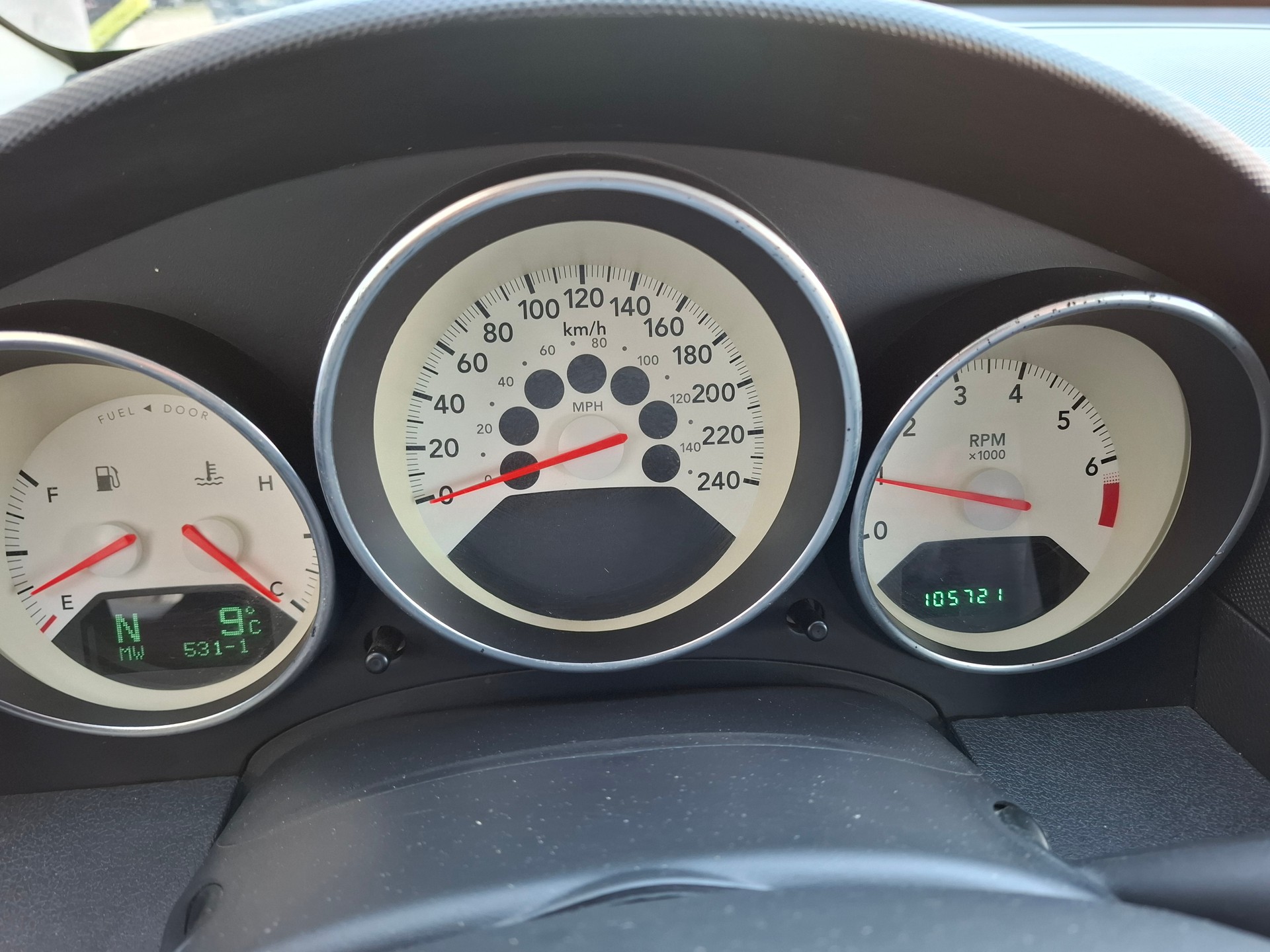 DODGE Caliber 1.8 SXT-image-9