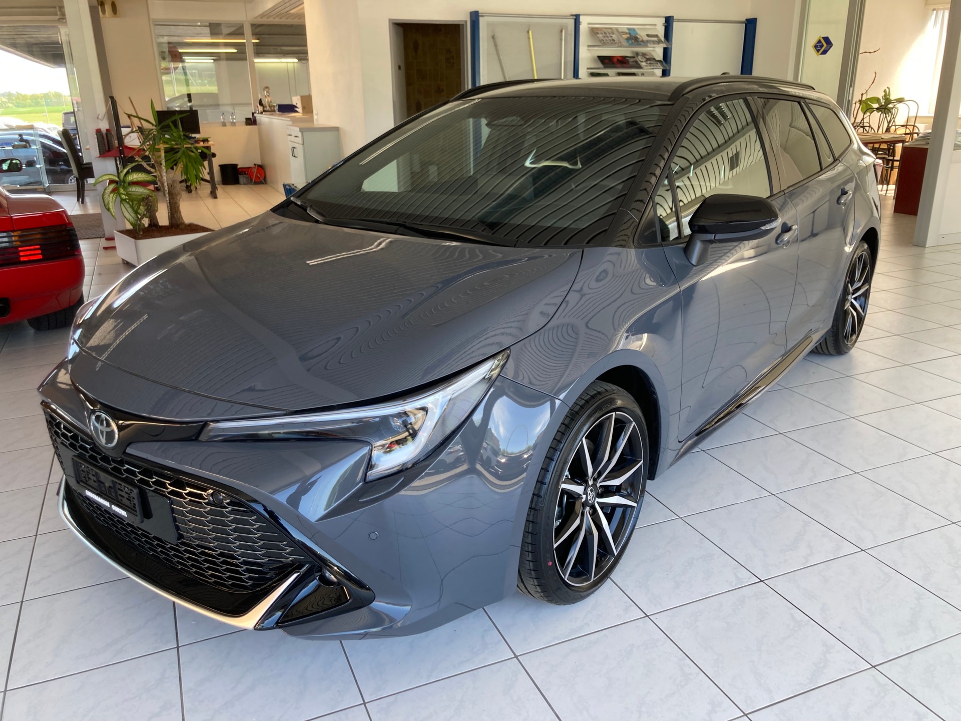 TOYOTA Corolla Touring Sports 2.0 HSD GR Sport e- CVT