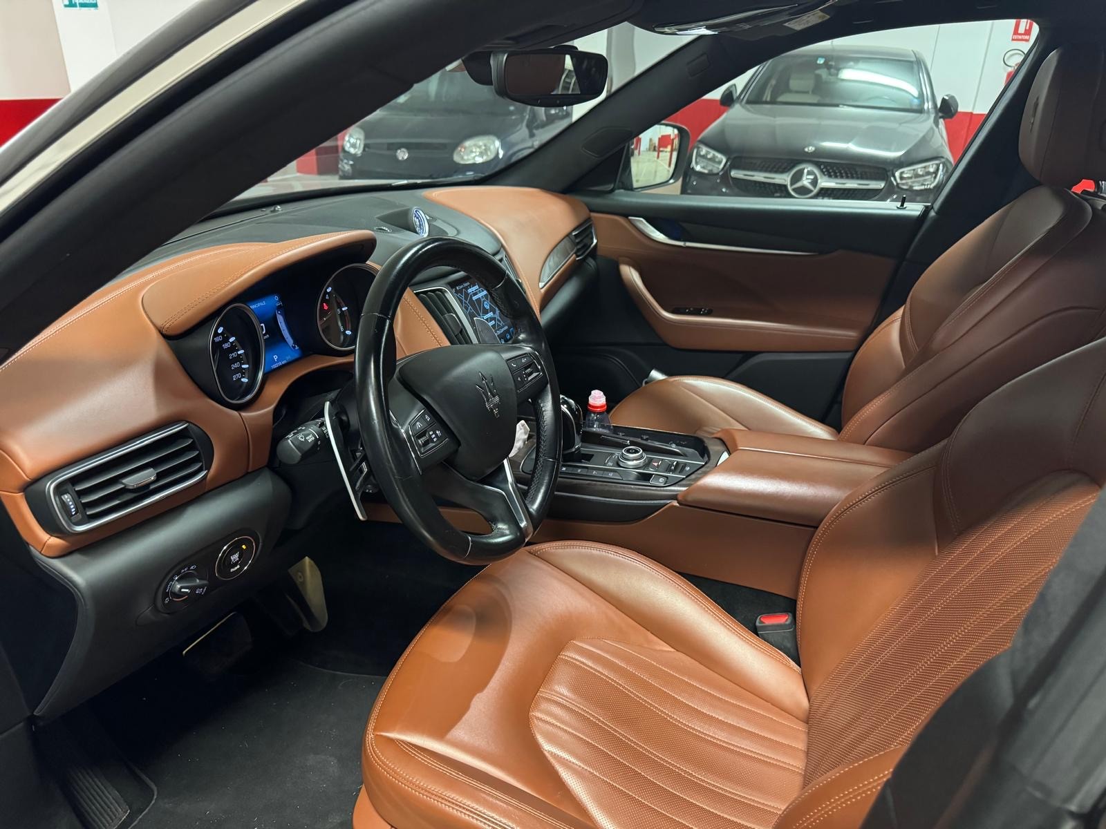 MASERATI Levante 3.0 V6 Diesel Q4-image-1