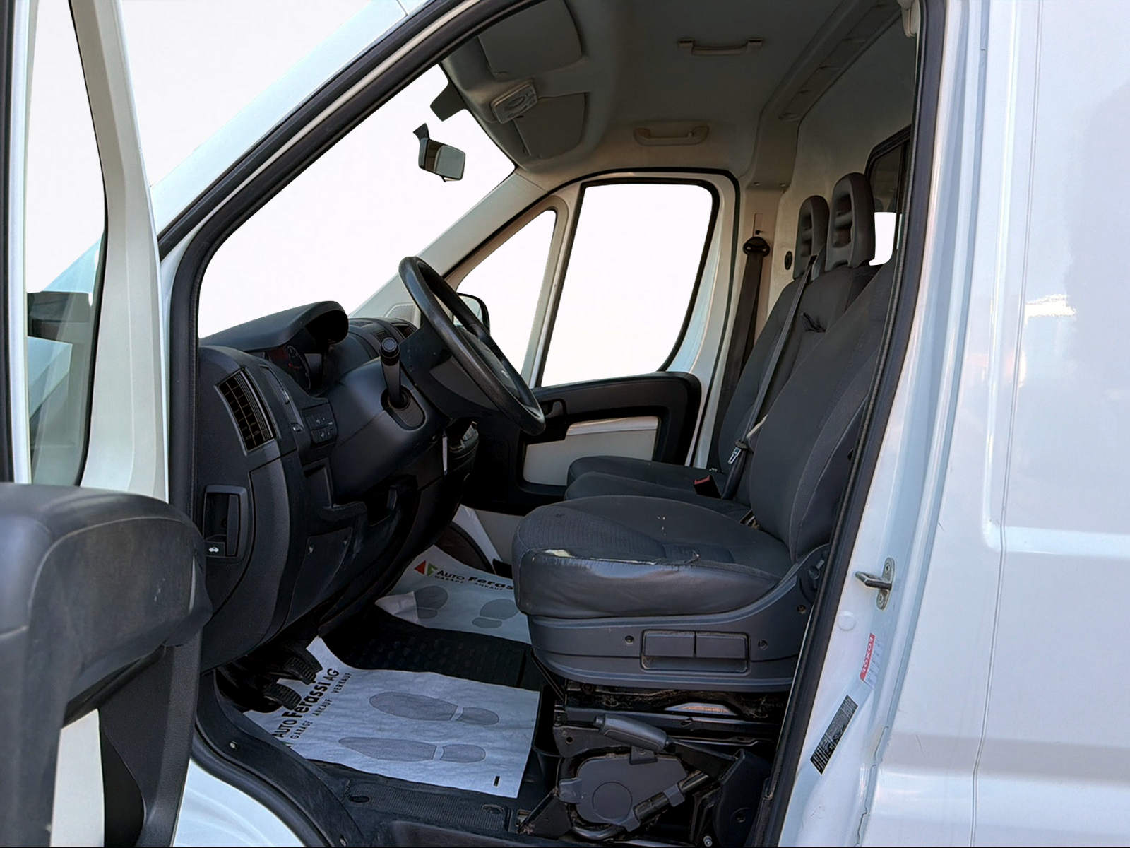 CITROEN Jumper 2.2 HDi 30 L2H2-image-10
