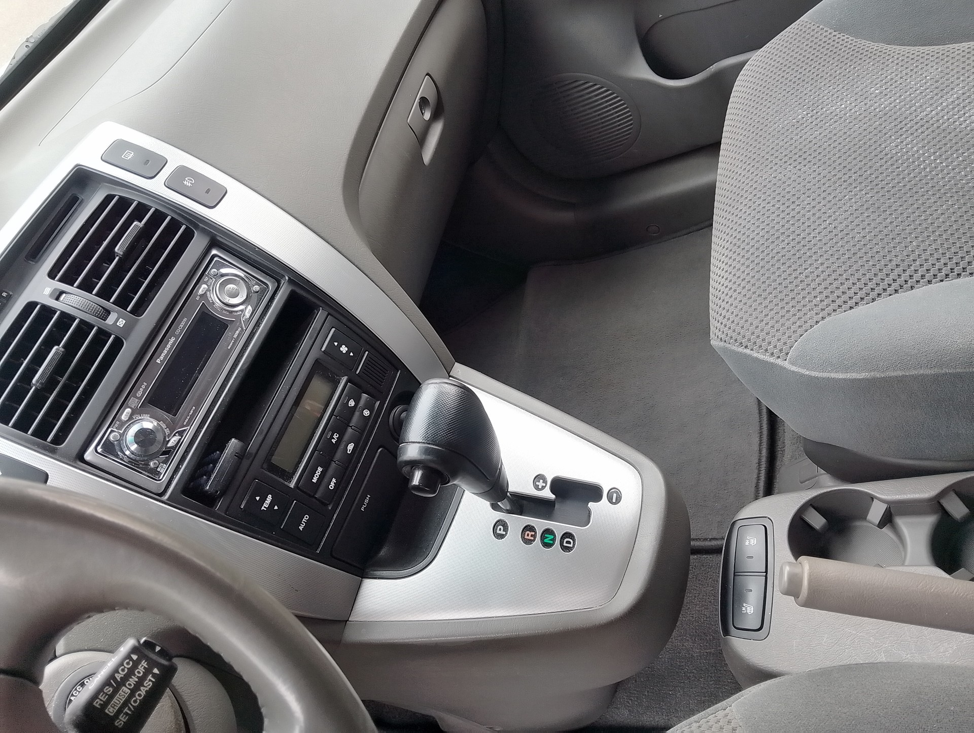 HYUNDAI Tucson 2.7 V6 Style 4WD-image-13