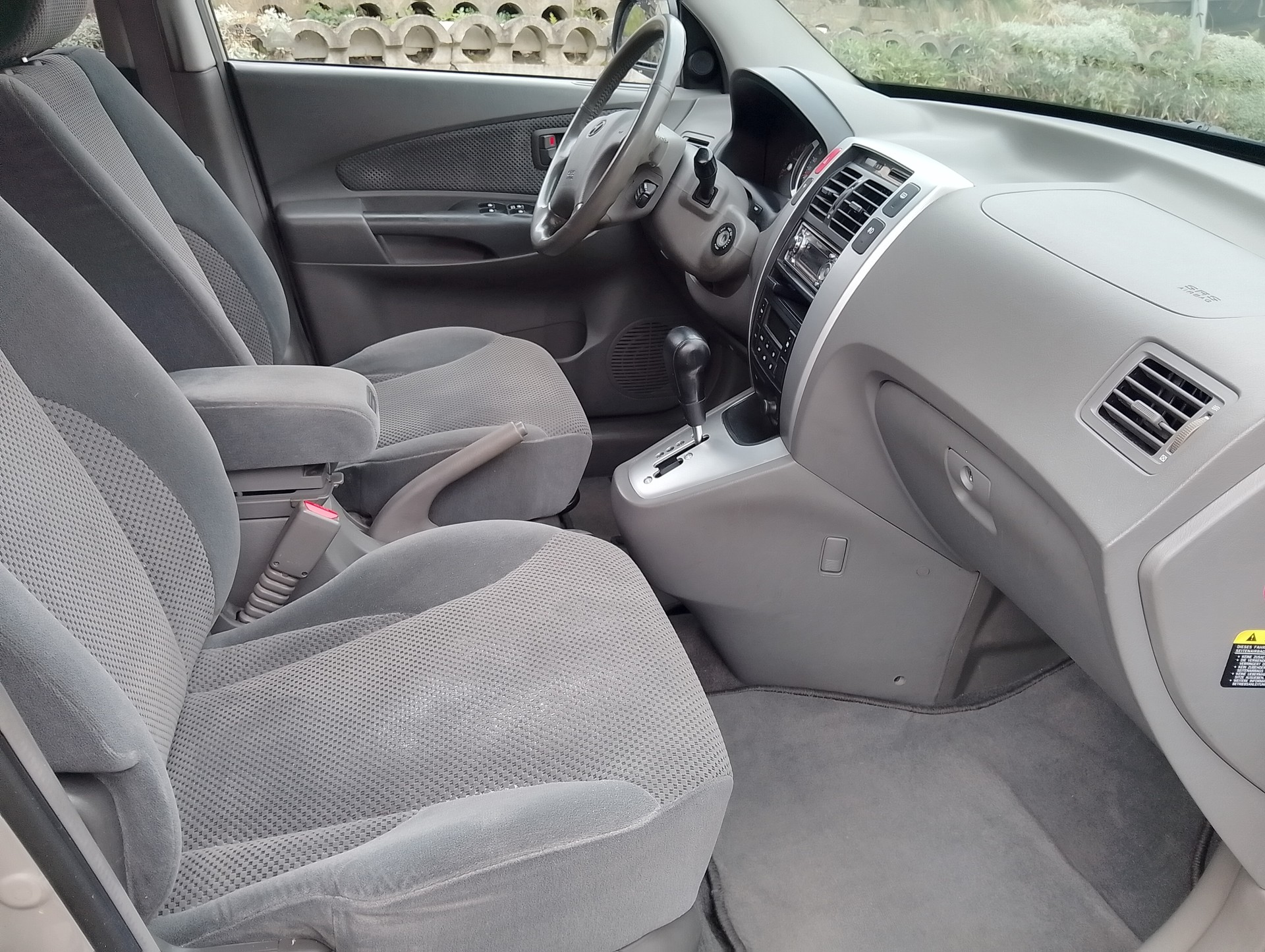 HYUNDAI Tucson 2.7 V6 Style 4WD-image-14