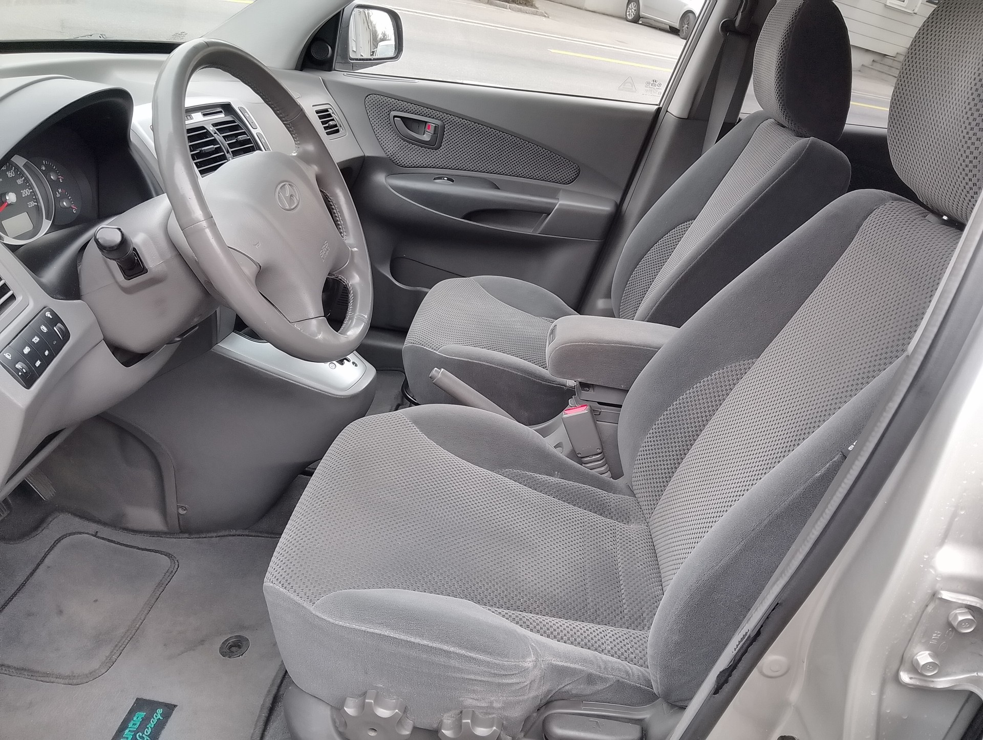 HYUNDAI Tucson 2.7 V6 Style 4WD-image-12