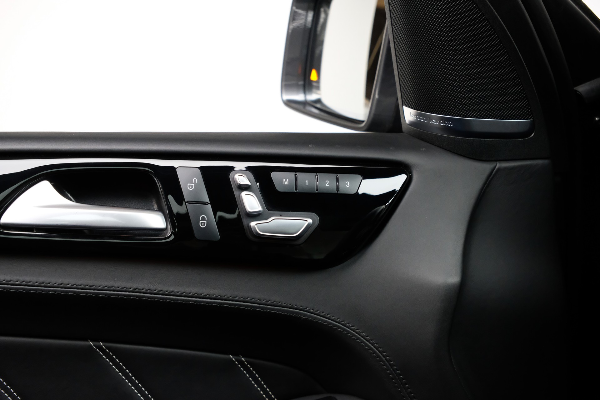 MERCEDES-BENZ GLE 63 S AMG 4Matic Speedshift Plus 7G-Tronic-image-24