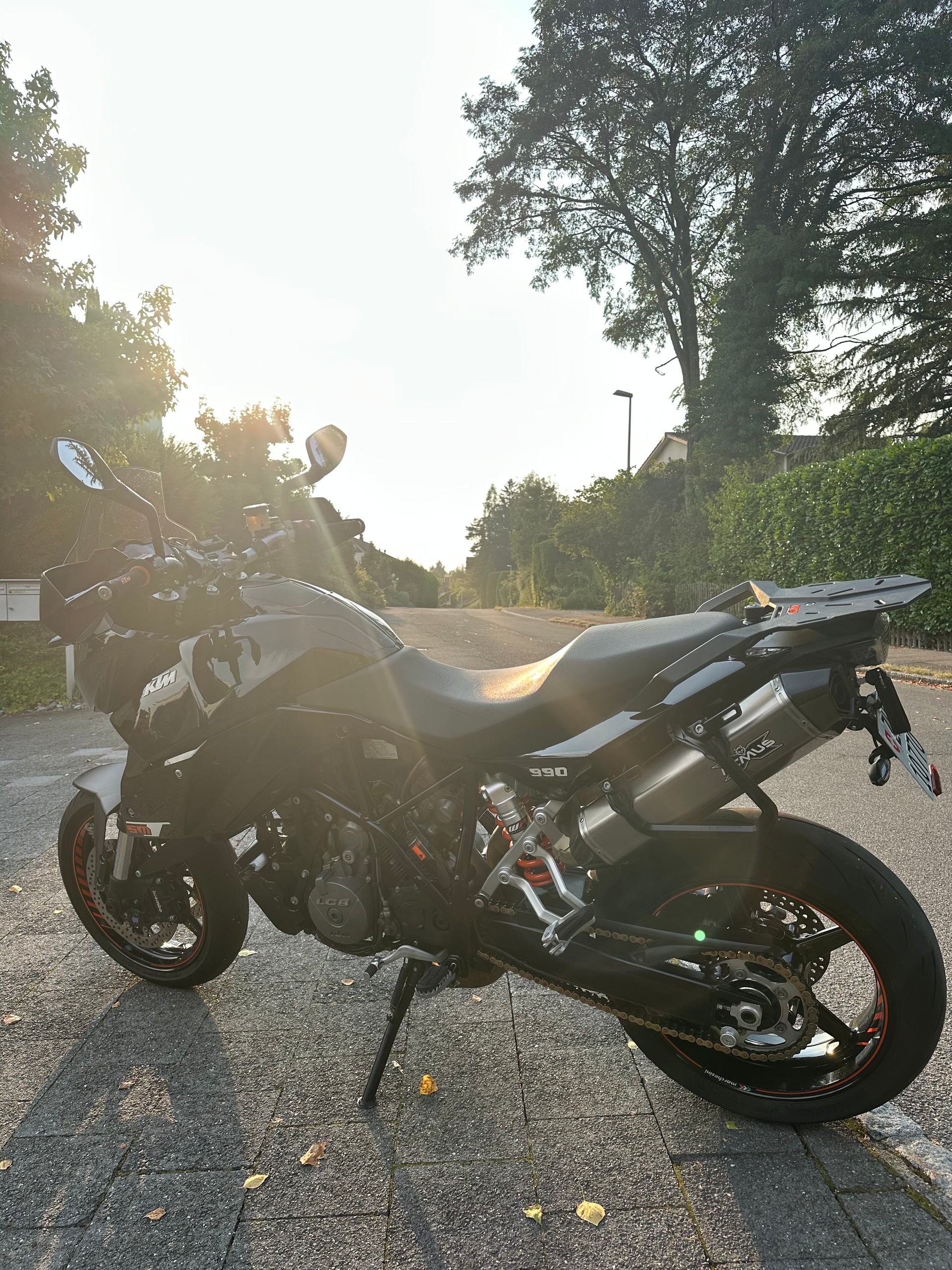KTM 990 Supermoto T ABS-image-1