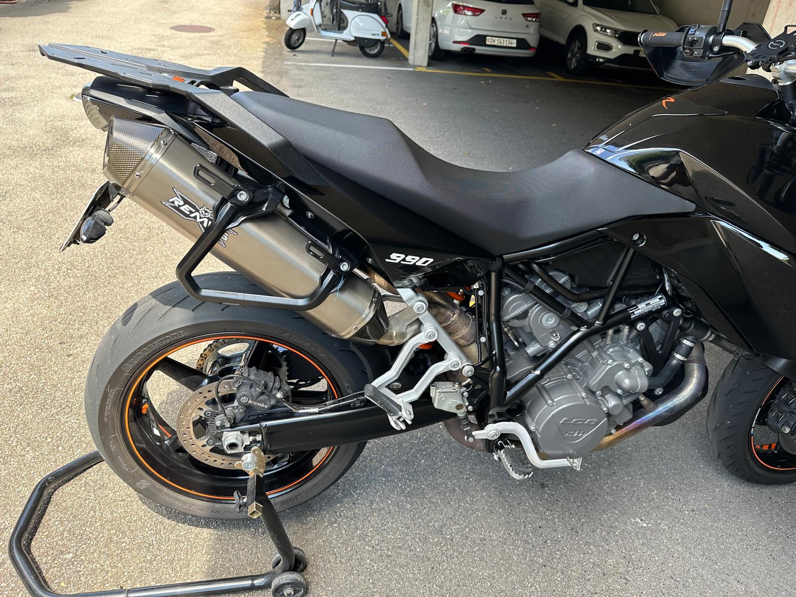 KTM 990 Supermoto T ABS-image-3