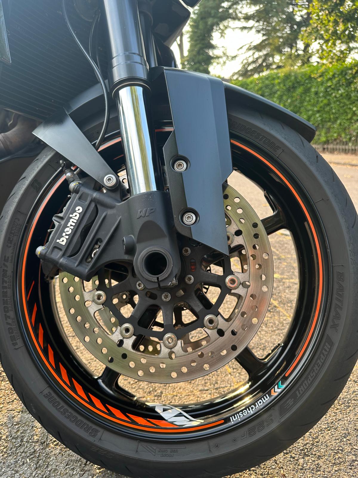 KTM 990 Supermoto T ABS-image-5