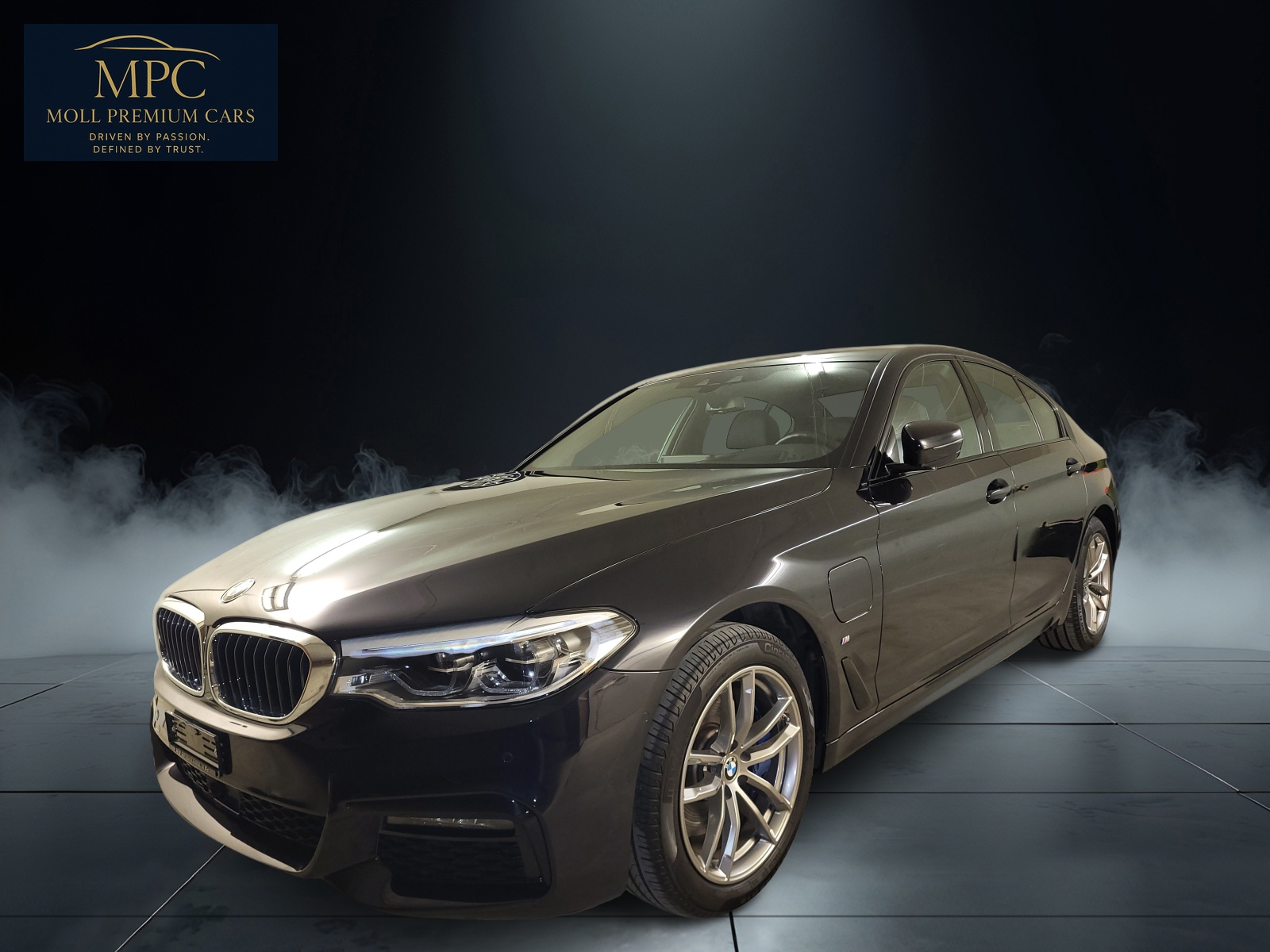 BMW 530e xDrive Pure M Sport Edition Steptronic