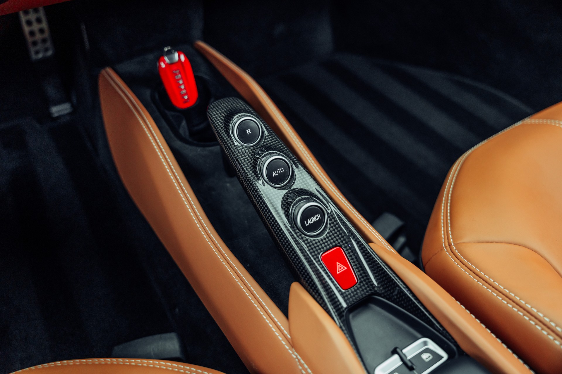 FERRARI F8 Tributo-image-10