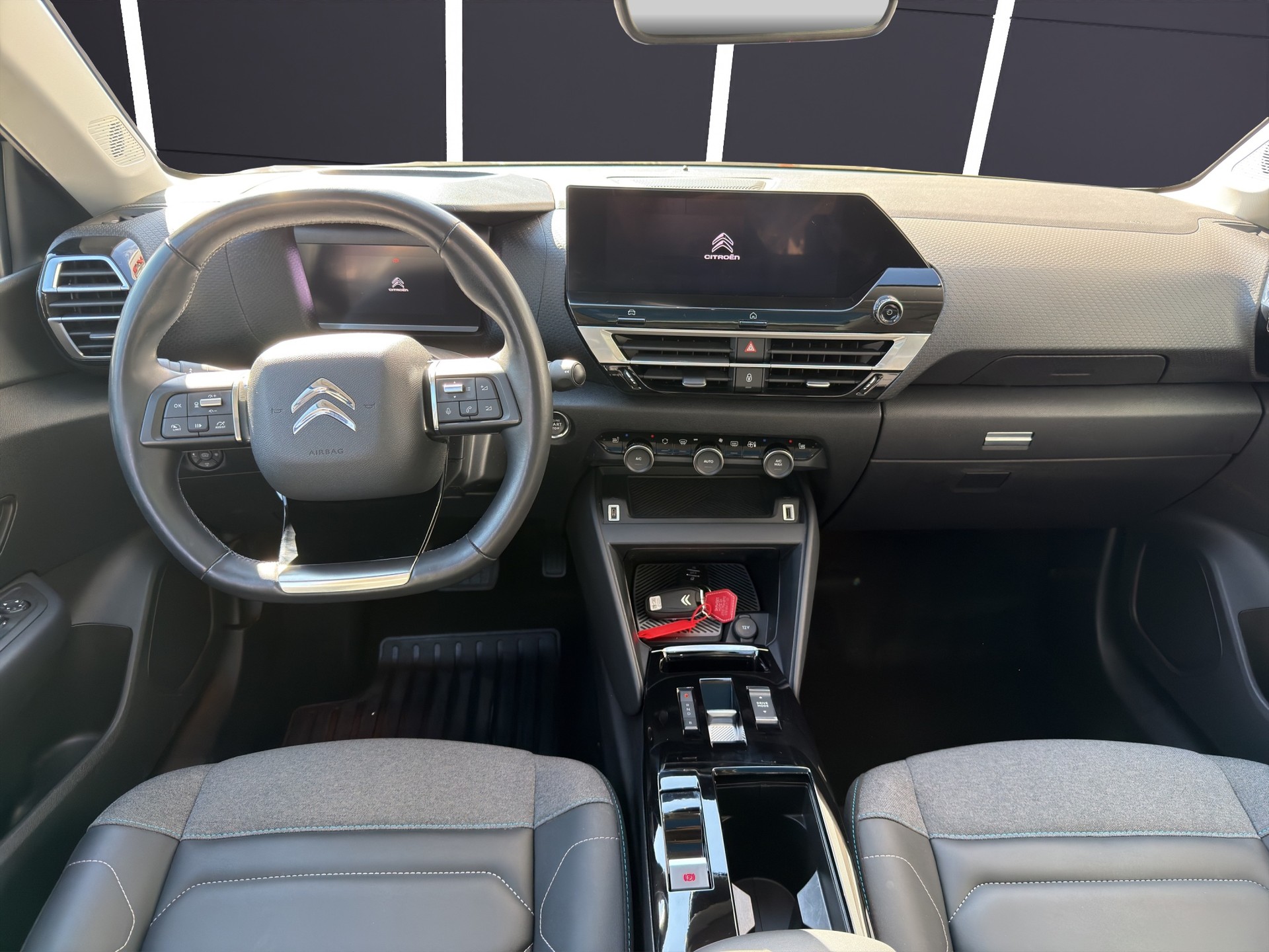 CITROEN C4 X Shine-image-7