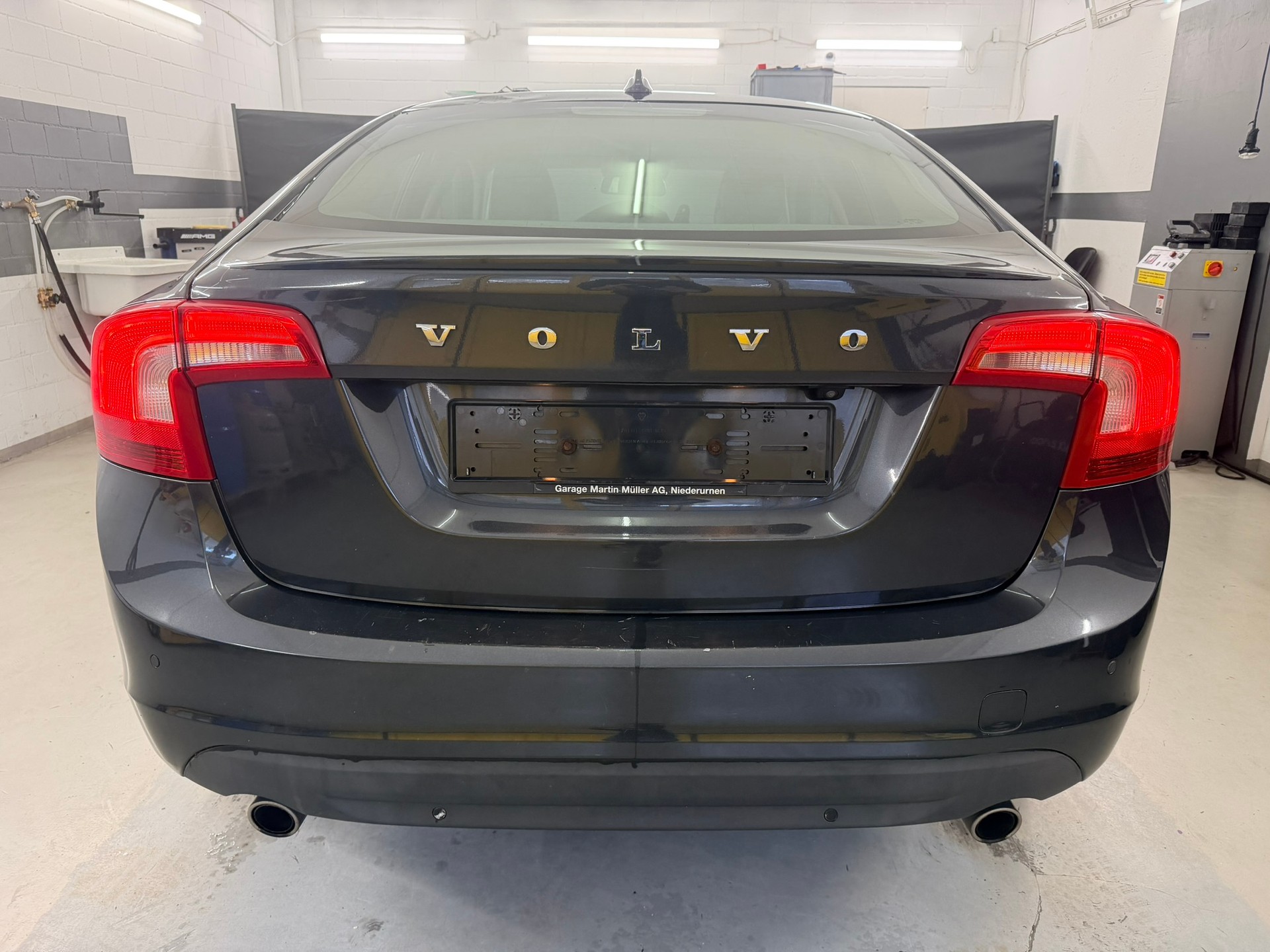VOLVO S60 T6 AWD Summum Geartronic-image-4