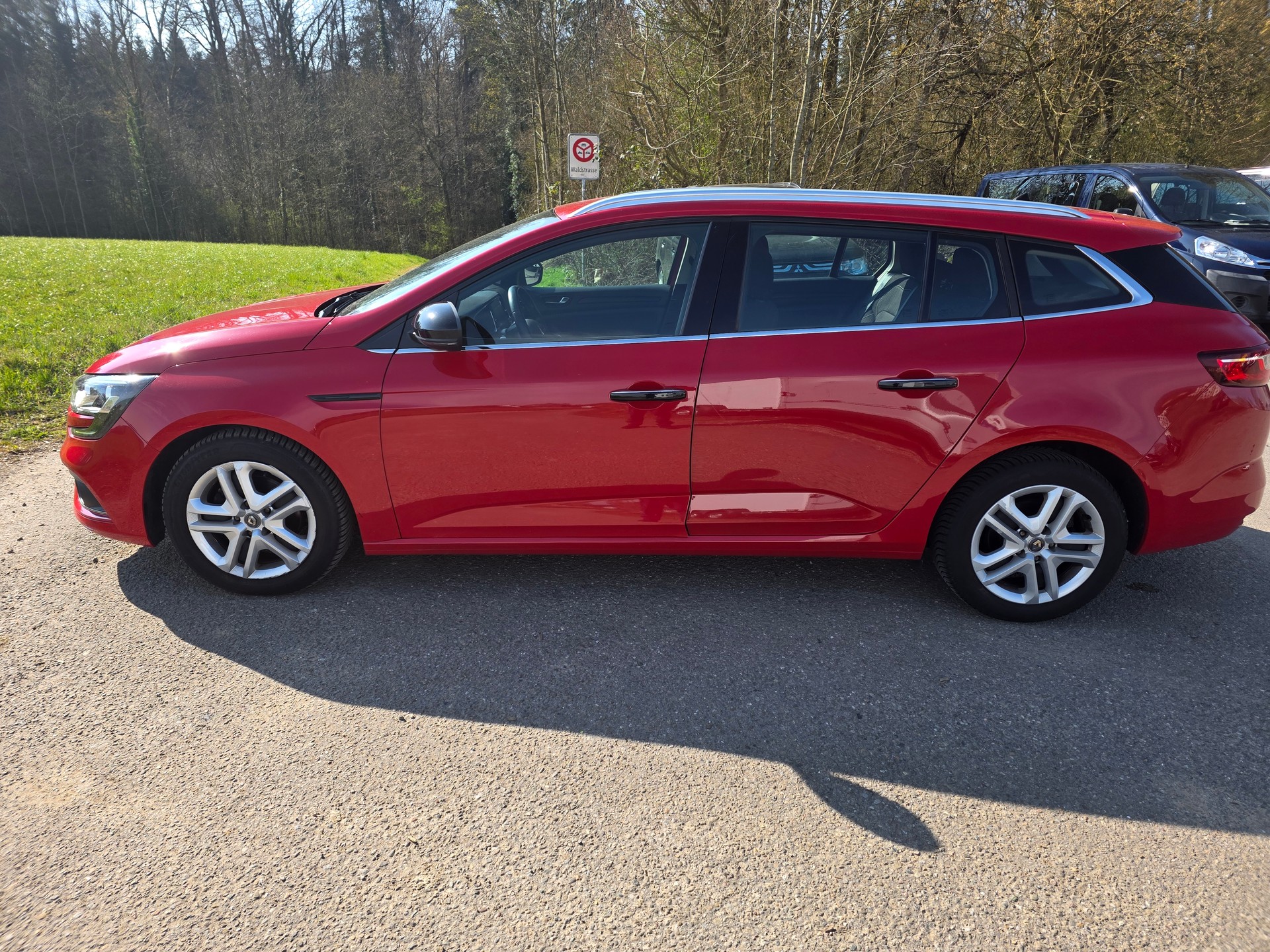 RENAULT Mégane Grandtour 1.5 dCi Business EDC-image-9