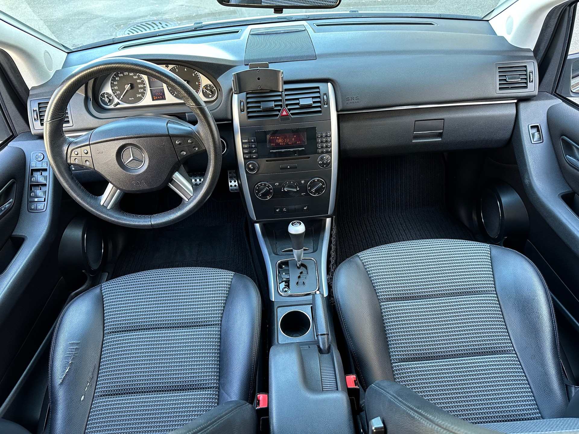 MERCEDES-BENZ B 170-image-8