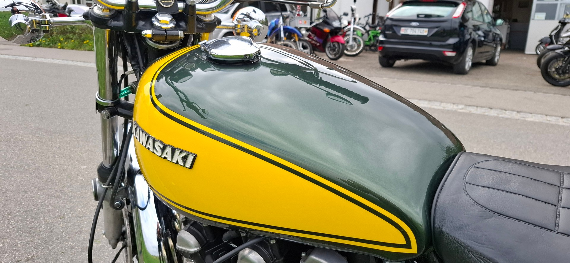 KAWASAKI Z 900-image-9