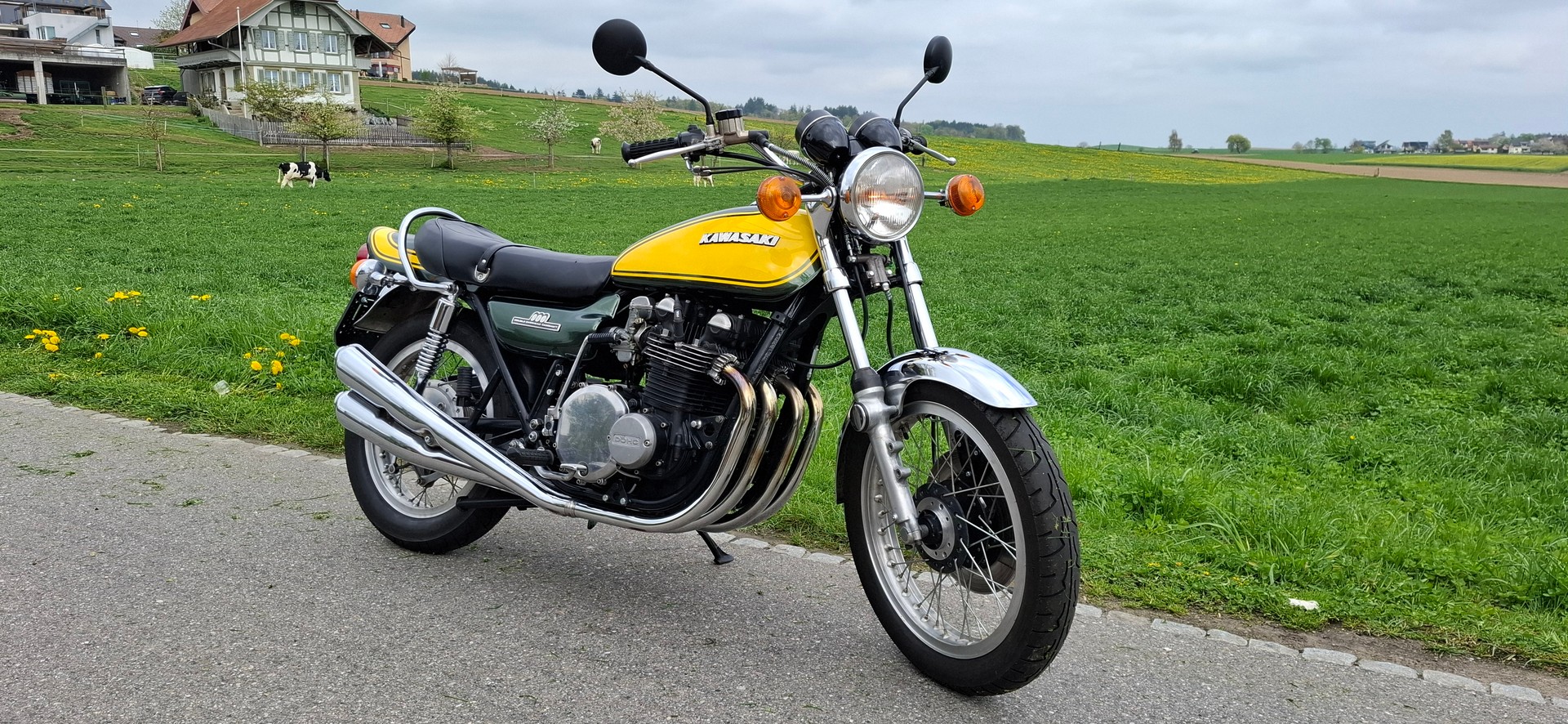KAWASAKI Z 900