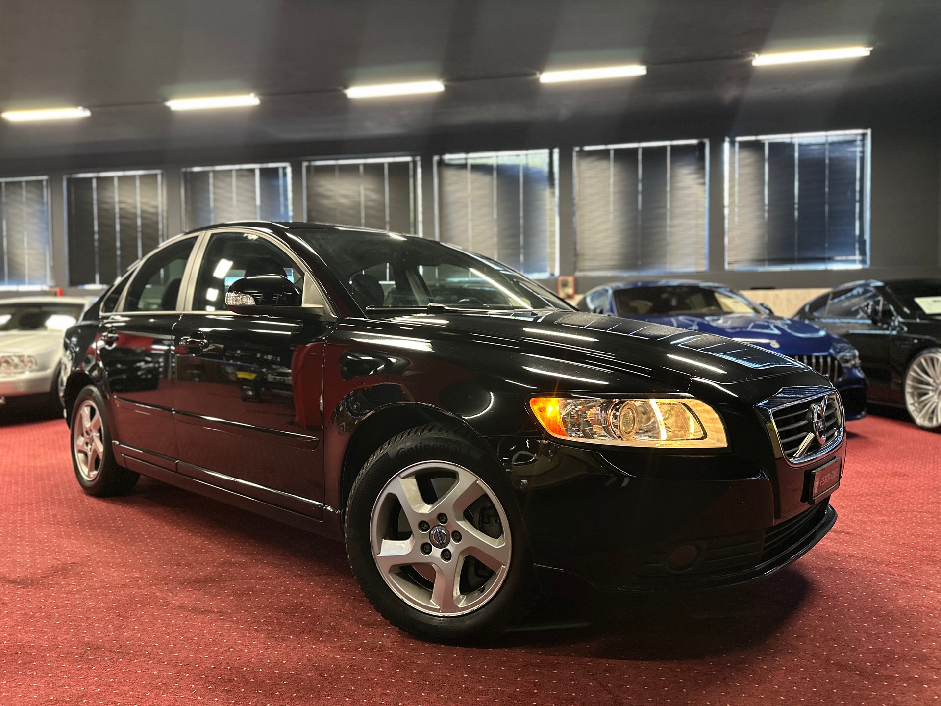 VOLVO S40 D3 Kinetic / 5 Zylinder / Diesel / 1. Hand - Frisch ab MFK & Service!!-showroom-element-1