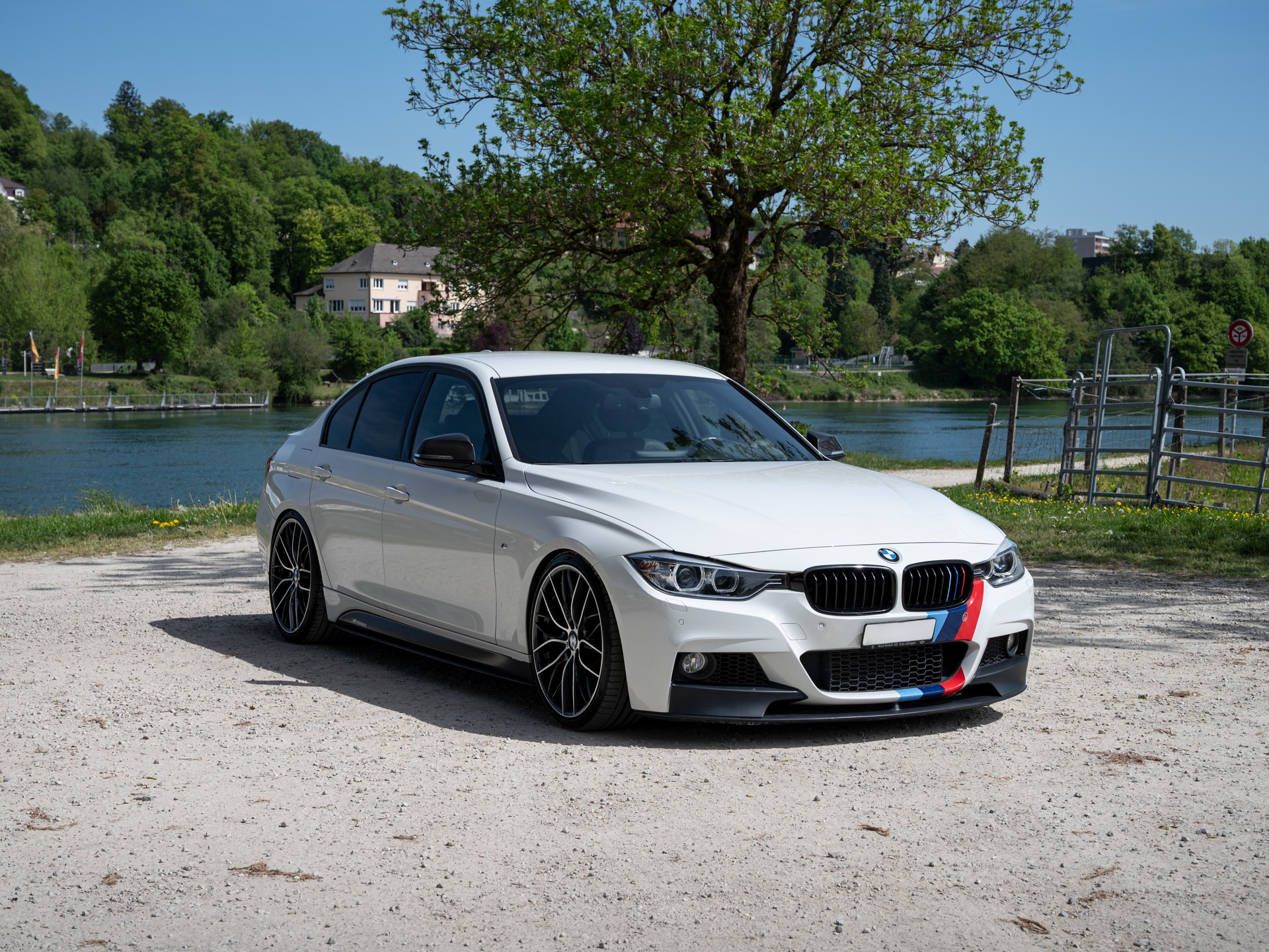 BMW 335i xDrive M Performance Steptronic-image-1