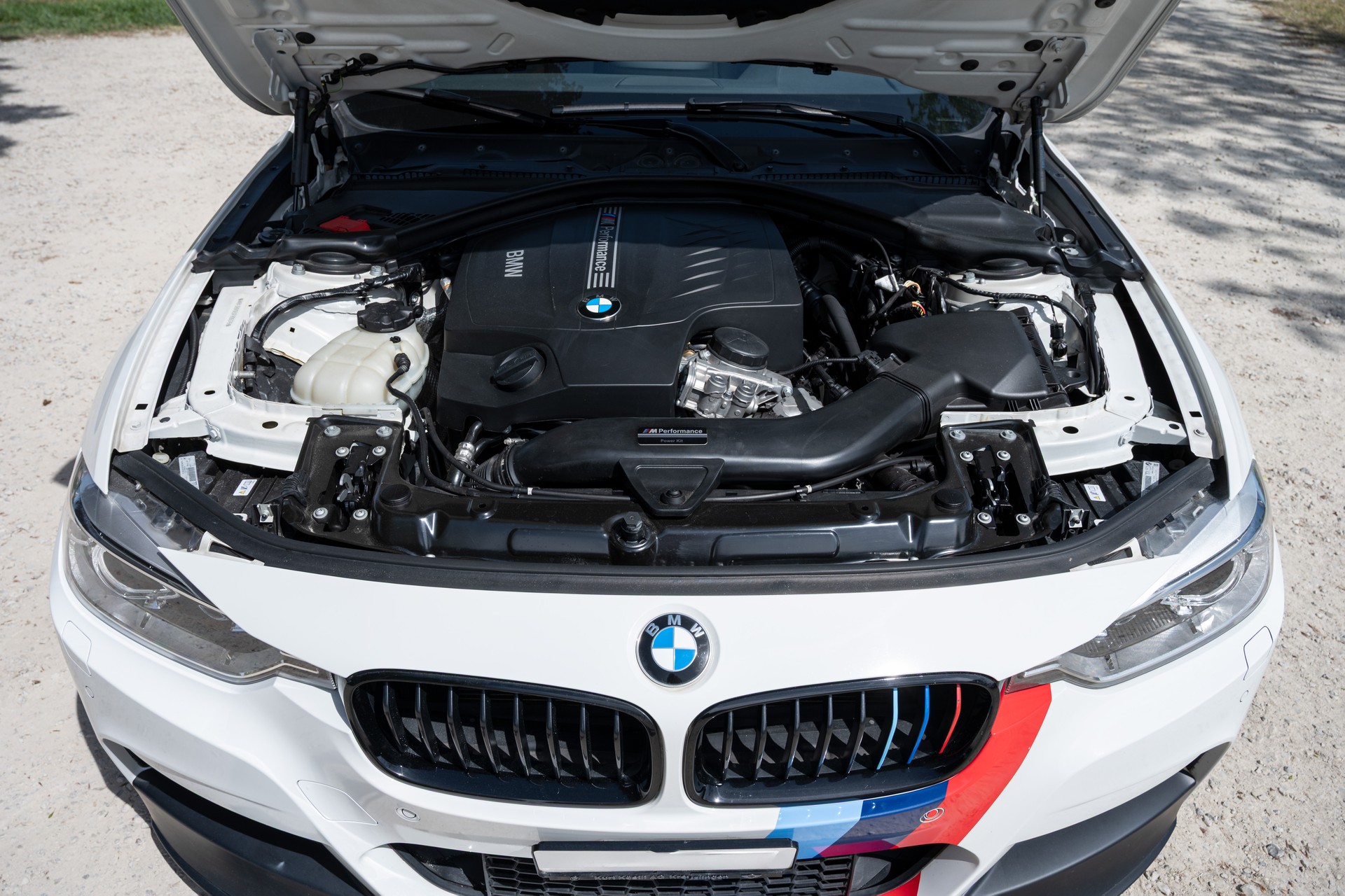 BMW 335i xDrive M Performance Steptronic-image-7