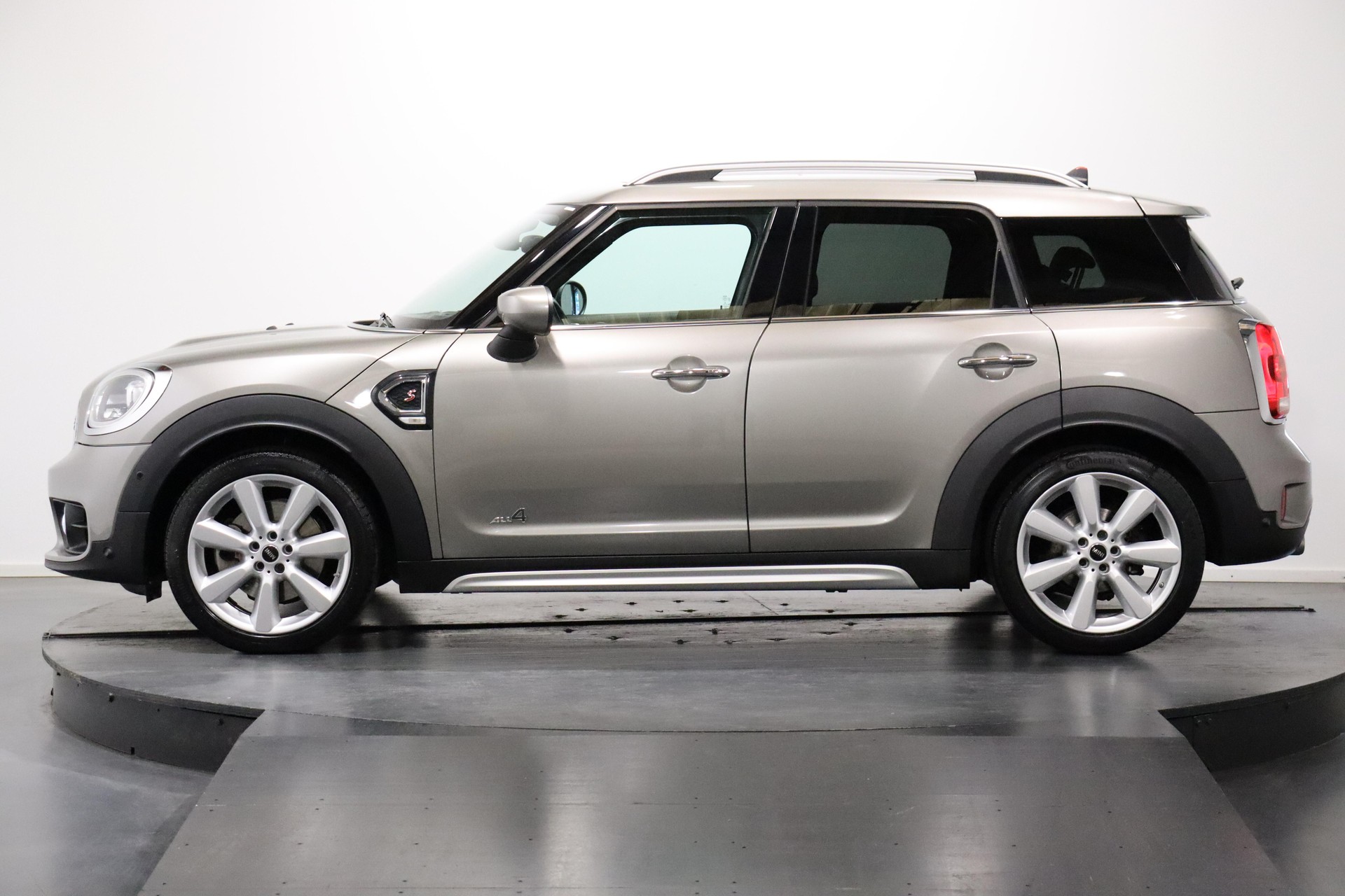 MINI Countryman F60 2.0i Cooper S SAG ALL4-showroom-element-1