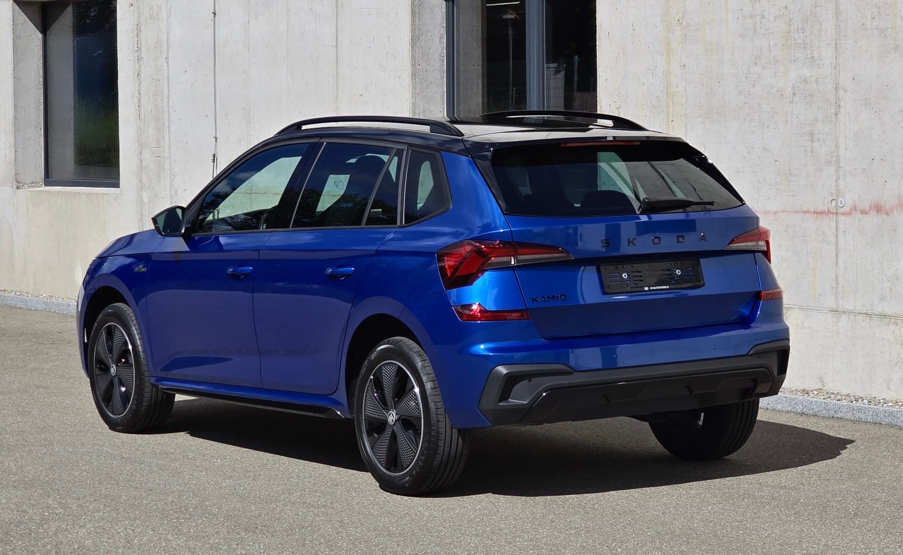 SKODA Kamiq 1.5 TSI Monte Carlo DSG 150PS *Facelift Modell *Panorama-Dach *5Jahre Werks-Garantie *elektr. Heckklappe *elektr. AHK-image-4
