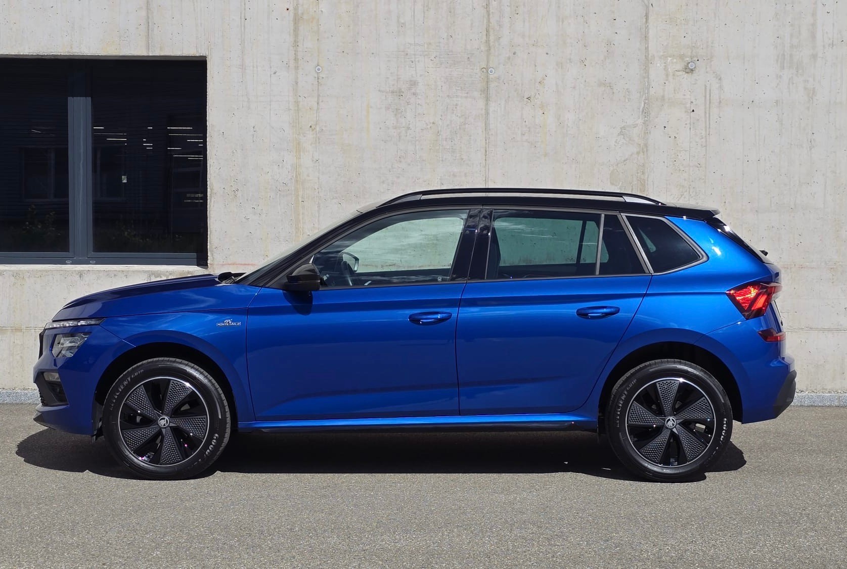 SKODA Kamiq 1.5 TSI Monte Carlo DSG 150PS *Facelift Modell *Panorama-Dach *5Jahre Werks-Garantie *elektr. Heckklappe *elektr. AHK-showroom-element-3