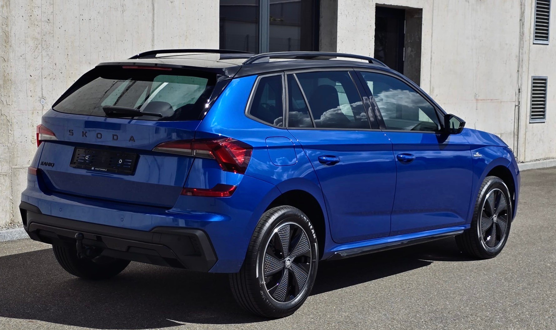 SKODA Kamiq 1.5 TSI Monte Carlo DSG 150PS *Facelift Modell *Panorama-Dach *5Jahre Werks-Garantie *elektr. Heckklappe *elektr. AHK-image-5